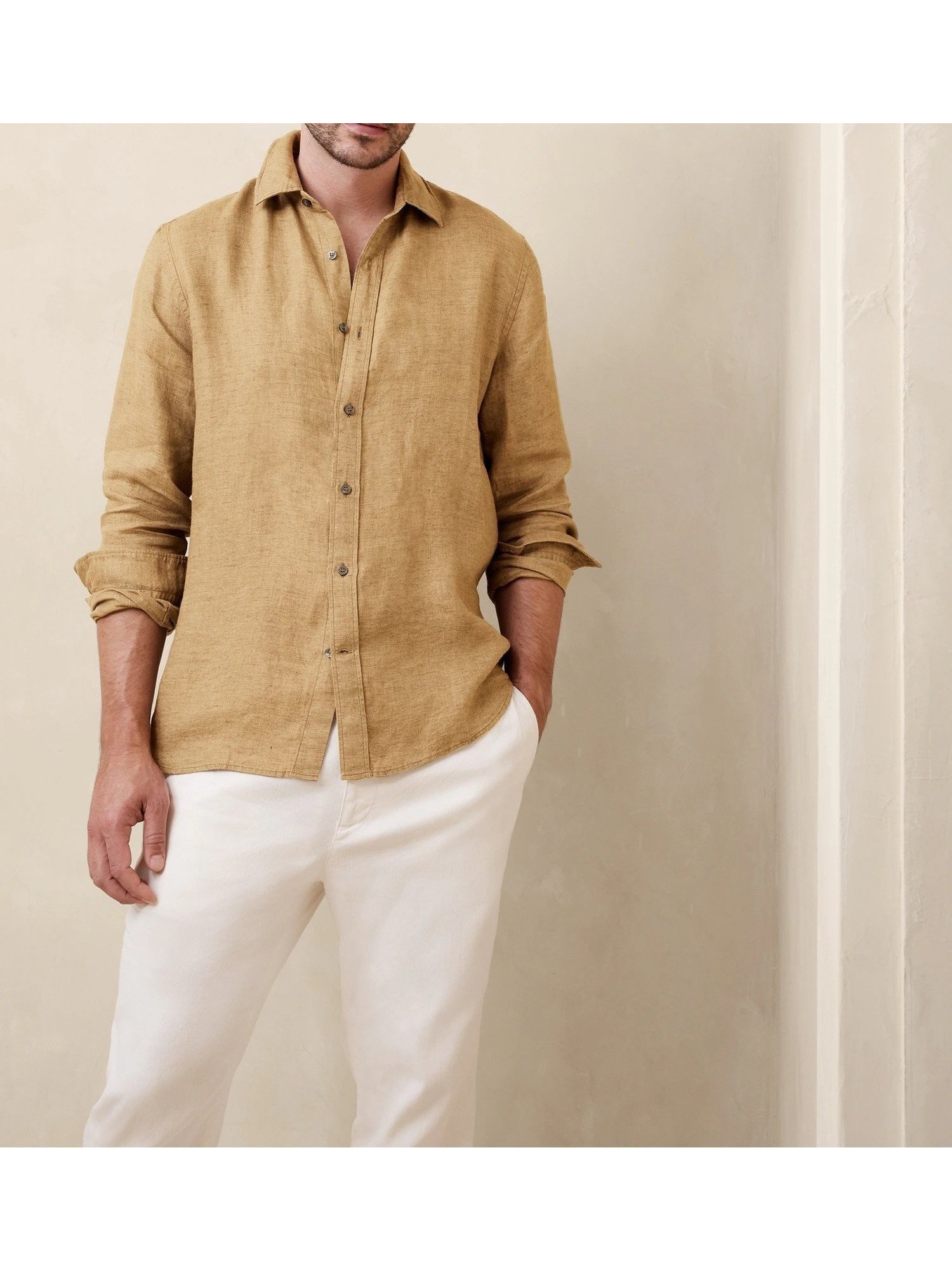 【バナナ リパブリック/BANANA REPUBLIC】のスタンダードフィット スタンダード リネンシャツ インテリア・キッズ・メンズ・レディースファッション・服の通販 founy(ファニー) 　ファッション　Fashion　レディースファッション　WOMEN　トップス・カットソー　Tops/Tshirt　シャツ/ブラウス　Shirts/Blouses　スタンダード　Standard　フィット　Fit　フロント　Front　リネン　Linen　WHISKEY|ID: prp329100004564714 ipo3291000000032326001