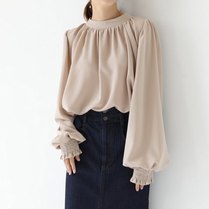 【その他のブランド/Other】のブラウス ボリューム袖 トップス シャツ レディース 長袖 スタンドカラー インテリア・キッズ・メンズ・レディースファッション・服の通販 founy(ファニー) https://founy.com/ ファッション Fashion レディースファッション WOMEN トップス・カットソー Tops/Tshirt シャツ/ブラウス Shirts/Blouses ギャザー Gather スタンド Stand バルーン Balloon フェミニン Feminine リボン Ribbon 楽ちん Easy 長袖 Long Sleeve |ID: prp329100004565107 ipo3291000000032284401