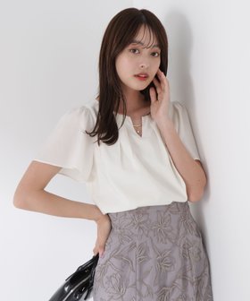 【プロポーション ボディドレッシング/PROPORTION BODY DRESSING】のタックパールバーブラウス 人気、トレンドファッション・服の通販 founy(ファニー) ファッション Fashion レディースファッション WOMEN トップス・カットソー Tops/Tshirt シャツ/ブラウス Shirts/Blouses スリーブ Sleeve ドレープ Drape パール Pearl フレア Flare ビジネス 仕事 通勤 Business |ID:prp329100004565123