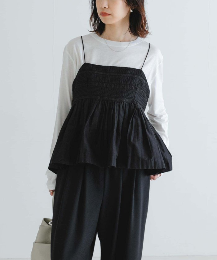 【アーバンリサーチ/URBAN RESEARCH】のレース切り替えキャミブラウス インテリア・キッズ・メンズ・レディースファッション・服の通販 founy(ファニー) https://founy.com/ ファッション Fashion レディースファッション WOMEN トップス・カットソー Tops/Tshirt キャミソール / ノースリーブ No Sleeves シャツ/ブラウス Shirts/Blouses 2025年 2025 2025春夏・S/S Ss,Spring/Summer,2025 おすすめ Recommend インド India インナー Inner キャミソール Camisole シャーリング Shirring スラックス Slacks リボン Ribbon レース Race ヴィンテージ Vintage 夏 Summer 春 Spring S/S・春夏 Ss・Spring/Summer |ID: prp329100004565159 ipo3291000000032284952