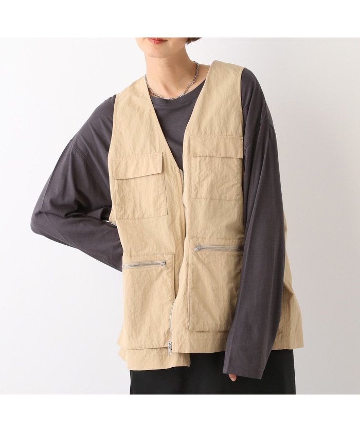 【レプシィム ローリーズファーム/LEPSIM LOWRYS FARM】のナイロンポケットベスト インテリア・キッズ・メンズ・レディースファッション・服の通販 founy(ファニー) https://founy.com/ ファッション Fashion レディースファッション WOMEN アウター Coat Outerwear トップス・カットソー Tops/Tshirt ベスト/ジレ Gilets/Vests おすすめ Recommend インナー Inner ノースリーブ No Sleeve ベスト Vest ポケット Pocket 夏 Summer |ID: prp329100004565182 ipo3291000000032333253