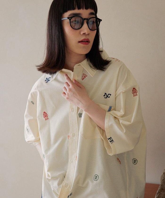 【ニコアンド/niko and】の【Fishs Eddy(フィッシュエディ)】サマーシャツ【UNISEX】 インテリア・キッズ・メンズ・レディースファッション・服の通販 founy(ファニー) https://founy.com/ ファッション Fashion レディースファッション Fashion for Women トップス・カットソー Cut & Sew Tops シャツ・ブラウス・オフィスカジュアル Elegant Blouses & Button-Ups ユニセックス Unisex, Genderless カラフル Colorful Design サマー Summer, Summer Style ニューヨーク New York, NYC Style モチーフ Motif, Design Theme 半袖 Short Sleeve, Half Sleeve 夏 Summer |ID: prp329100004565183 ipo3291000000032711687