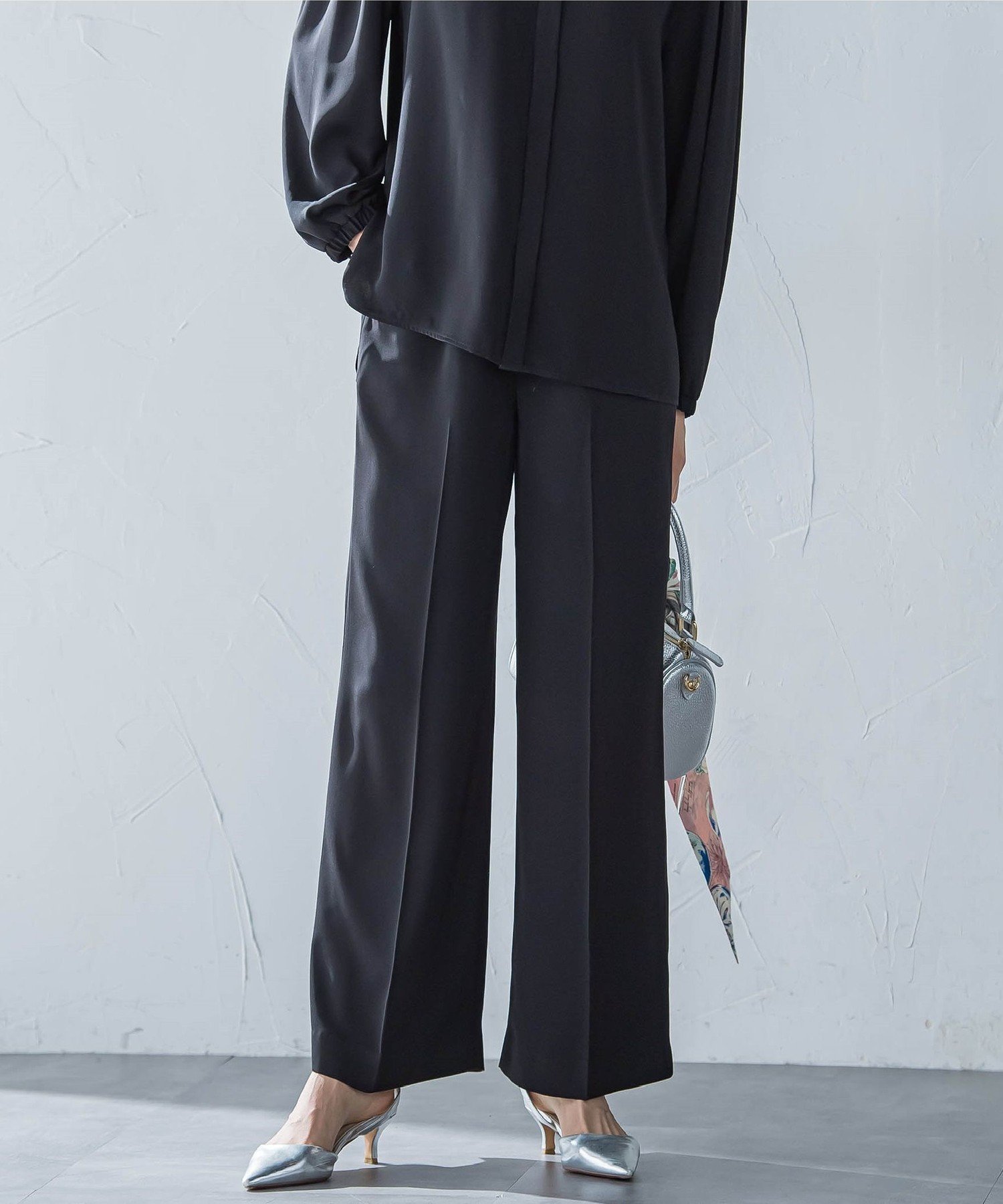 【ロートレ アモン/LAUTRE AMONT】の【WEB限定】【11号あり】接触冷感リラックスパンツ≪セットアップ対応/洗える≫ インテリア・キッズ・メンズ・レディースファッション・服の通販 founy(ファニー) 　ファッション　Fashion　レディースファッション　Ladies' Fashion Online　セットアップ　Setup　パンツ　Pants　おすすめ　Recommend　オケージョン　Occasion　サテン　Satin　ストレッチ　Stretch　ストレート　Straight　セットアップ　Set Up　センター　Center　ベーシック　Basic　リラックス　Relax　ワイド　Wide　エレガント 上品　Elegant　洗える　Washable　ブラック|ID: prp329100004565288 ipo3291000000032664047