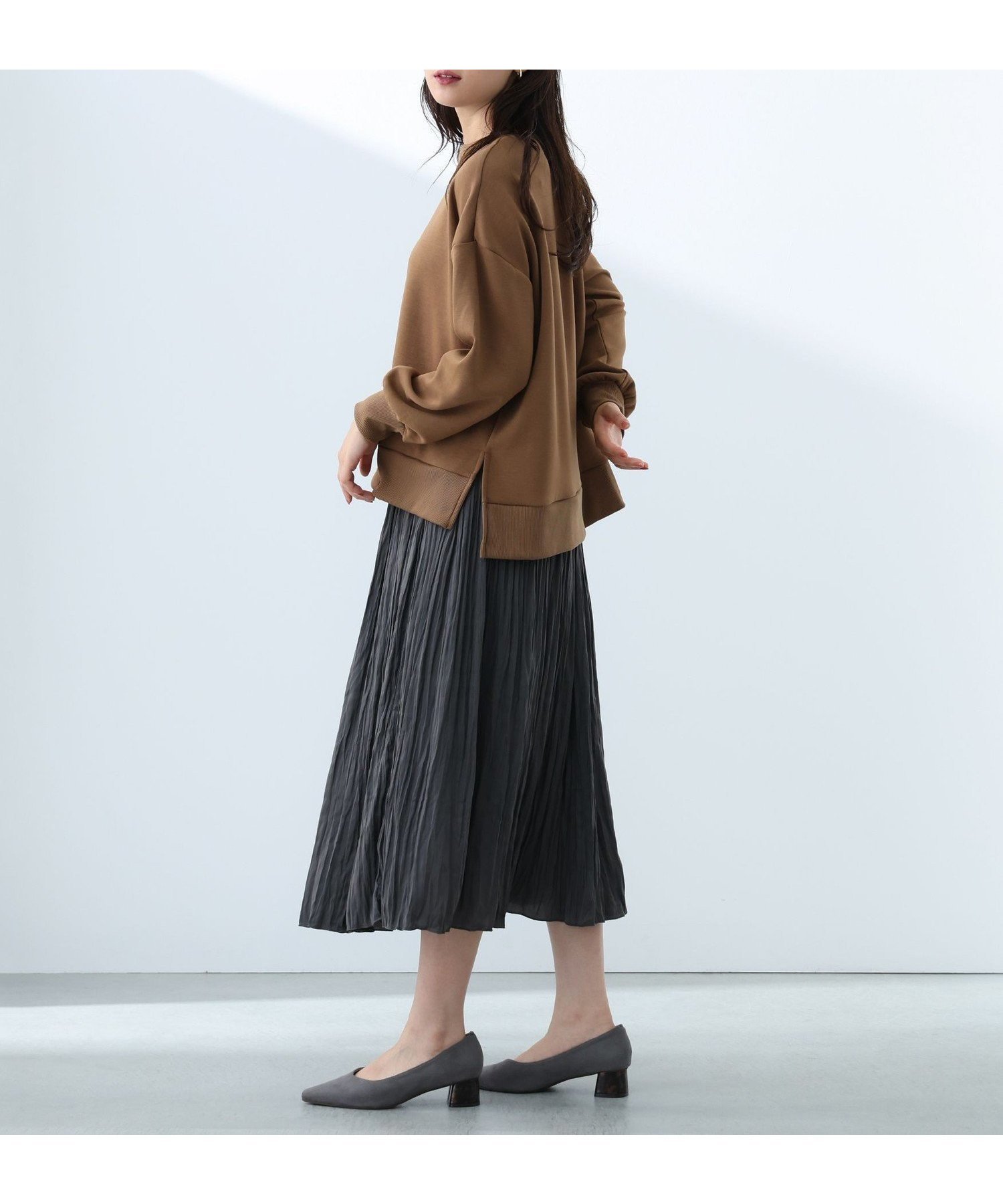 【その他のブランド/Other】のダンボールプルオーバー * プリーツスカート (セットアイテム) インテリア・キッズ・メンズ・レディースファッション・服の通販 founy(ファニー) 　ファッション　Fashion　レディースファッション　WOMEN　スカート　Skirt　プリーツスカート　Pleated Skirts　スリット　Slit　トレンド　Trend　なめらか　Smooth　プリーツ　Pleats　ロング　Long　BROWN×CHARCOAL|ID: prp329100004565690 ipo3291000000032289294