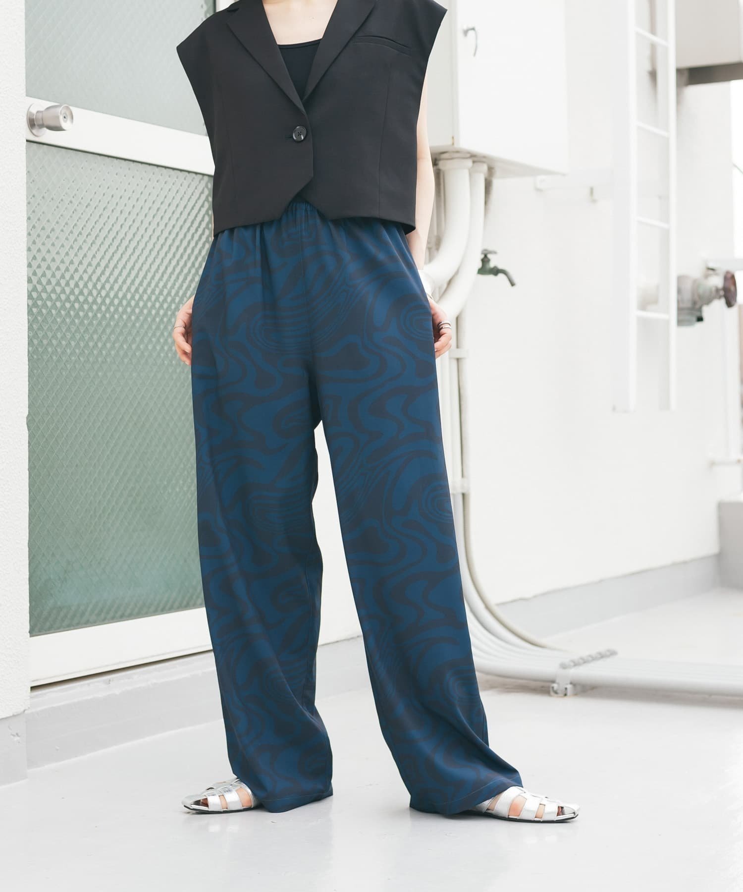 【ケービーエフ/KBF / URBAN RESEARCH】のアソートプリントパンツ インテリア・キッズ・メンズ・レディースファッション・服の通販 founy(ファニー) 　ファッション　Fashion　レディースファッション　WOMEN　パンツ　Pants　2025年　2025　2025春夏・S/S　Ss,Spring/Summer,2025　おすすめ　Recommend　スウェット　Sweat　スカーフ　Scarf　プリント　Print　ベスト　Vest　マーブル　Marble　夏　Summer　S/S・春夏　Ss・Spring/Summer　MARBLENAVY|ID: prp329100004565745 ipo3291000000032289598