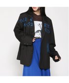 【スリーフォータイム/Three Four Time】のThree Four Time/スプレーロゴプリントジャケット 人気、トレンドファッション・服の通販 founy(ファニー) ファッション Fashion レディースファッション WOMEN アウター Coat Outerwear ジャケット Jackets ジャケット Jacket トレンド Trend ビッグ Big thumbnail ブラック|ID: prp329100004565748 ipo3291000000032289611