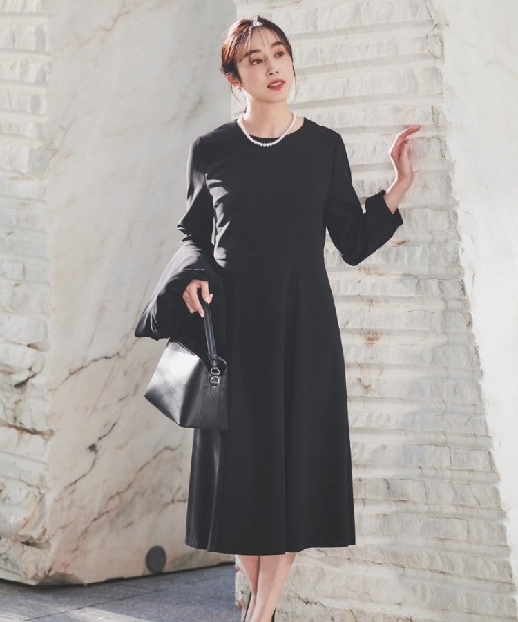 【アンタイトル/UNTITLED】の【通勤】フレアワンピース インテリア・キッズ・メンズ・レディースファッション・服の通販 founy(ファニー) 　ファッション　Fashion　レディースファッション　WOMEN　ワンピース　Dress　おすすめ　Recommend　ジャケット　Jacket　ストレッチ　Stretch　ダブル　Double　ドレープ　Drape　バルーン　Balloon　フレア　Flare　ポケット　Pocket　ビジネス 仕事 通勤　Business　ブラック|ID: prp329100004565976 ipo3291000000032290828