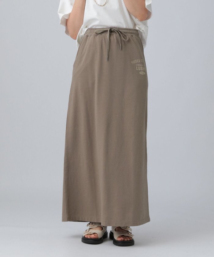 【レプシィム ローリーズファーム/LEPSIM LOWRYS FARM】のロゴプリントスカート インテリア・キッズ・メンズ・レディースファッション・服の通販 founy(ファニー) https://founy.com/ ファッション Fashion レディースファッション Ladies' Fashion Online スカート Skirt おすすめ Recommend キャップ Cap スリット Slit プリント Print |ID: prp329100004565998 ipo3291000000032606663