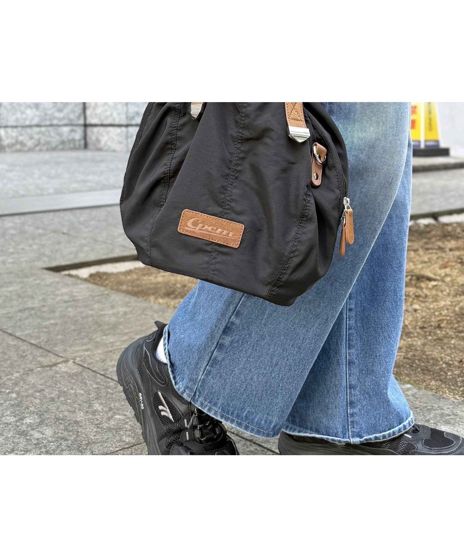 【シーピーシーエム/CPCM】の配色ヘルメットバッグ 人気、トレンドファッション・服の通販 founy(ファニー) 　ファッション　Fashion　レディースファッション　WOMEN　バッグ　Bag　ショルダー　Shoulder　デニム　Denim　ハンドバッグ　Handbag　パッチ　Patch　フォルム　Form　定番　Standard　 other-1|ID: prp329100004566084 ipo3291000000032291782