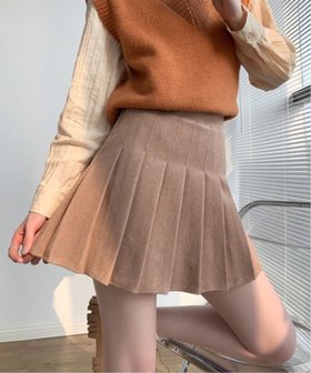 【チェルカ/CERCA】のNia/プリーツミニスカート 人気、トレンドファッション・服の通販 founy(ファニー) ファッション Fashion レディースファッション Fashion for Women スカート Skirts ミニスカート Mini Skirts ガーリー Girly, Feminine Style スウェット / スエット Sweatshirt, Sweatwear スニーカー Sneakers, Trainers タートルネック Turtleneck, High Neck バランス Balance, Style Balance プリーツ Pleats, Pleated ミニスカート Mini Skirt, Short Skirt レース Lace, Lace Fabric ロング Long, Long-Length |ID:prp329100004566142