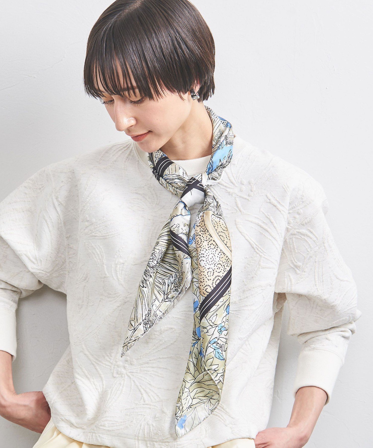 【ユナイテッドアローズ/UNITED ARROWS】のmanipuri SILK 88*88 スカーフ 25SS インテリア・キッズ・メンズ・レディースファッション・服の通販 founy(ファニー) 　ファッション　Fashion　レディースファッション　WOMEN　2025年　2025　2025春夏・S/S　Ss,Spring/Summer,2025　おすすめ　Recommend　ギフト プレゼント　Gift Present　スカーフ　Scarf　ビスチェ　Bustier　モチーフ　Motif　人気　Popularity　夏　Summer　春　Spring　S/S・春夏　Ss・Spring/Summer　BEIGE|ID: prp329100004566148 ipo3291000000032292291