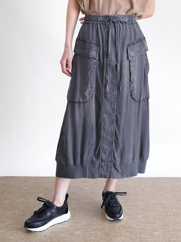 【ラシュッド/LASUD】のサイドポケットテンセルデニムスカート インテリア・キッズ・メンズ・レディースファッション・服の通販 founy(ファニー) https://founy.com/ ファッション Fashion レディースファッション Ladies' Fashion Online スカート Skirt デニムスカート Denim Skirts おすすめ Recommend ポケット Pocket |ID: prp329100004566164 ipo3291000000032664517