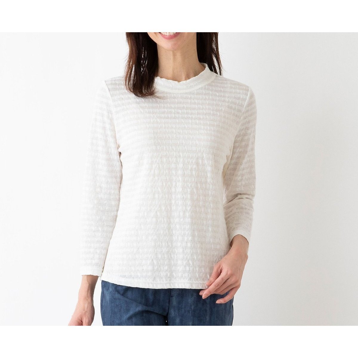 【ロブジェ/LOBJIE】のシャーリングジャカードトップス インテリア・キッズ・メンズ・レディースファッション・服の通販 founy(ファニー) 　ファッション　Fashion　レディースファッション　WOMEN　トップス・カットソー　Tops/Tshirt　おすすめ　Recommend　インナー　Inner　カットソー　Cut And Sew　シャーリング　Shirring　シンプル　Simple　ジャケット　Jacket　トレンド　Trend　ベスト　Vest　ベーシック　Basic　エレガント 上品　Elegant　定番　Standard　日本製　Made In Japan　春　Spring　ホワイト|ID: prp329100004566214 ipo3291000000032292701