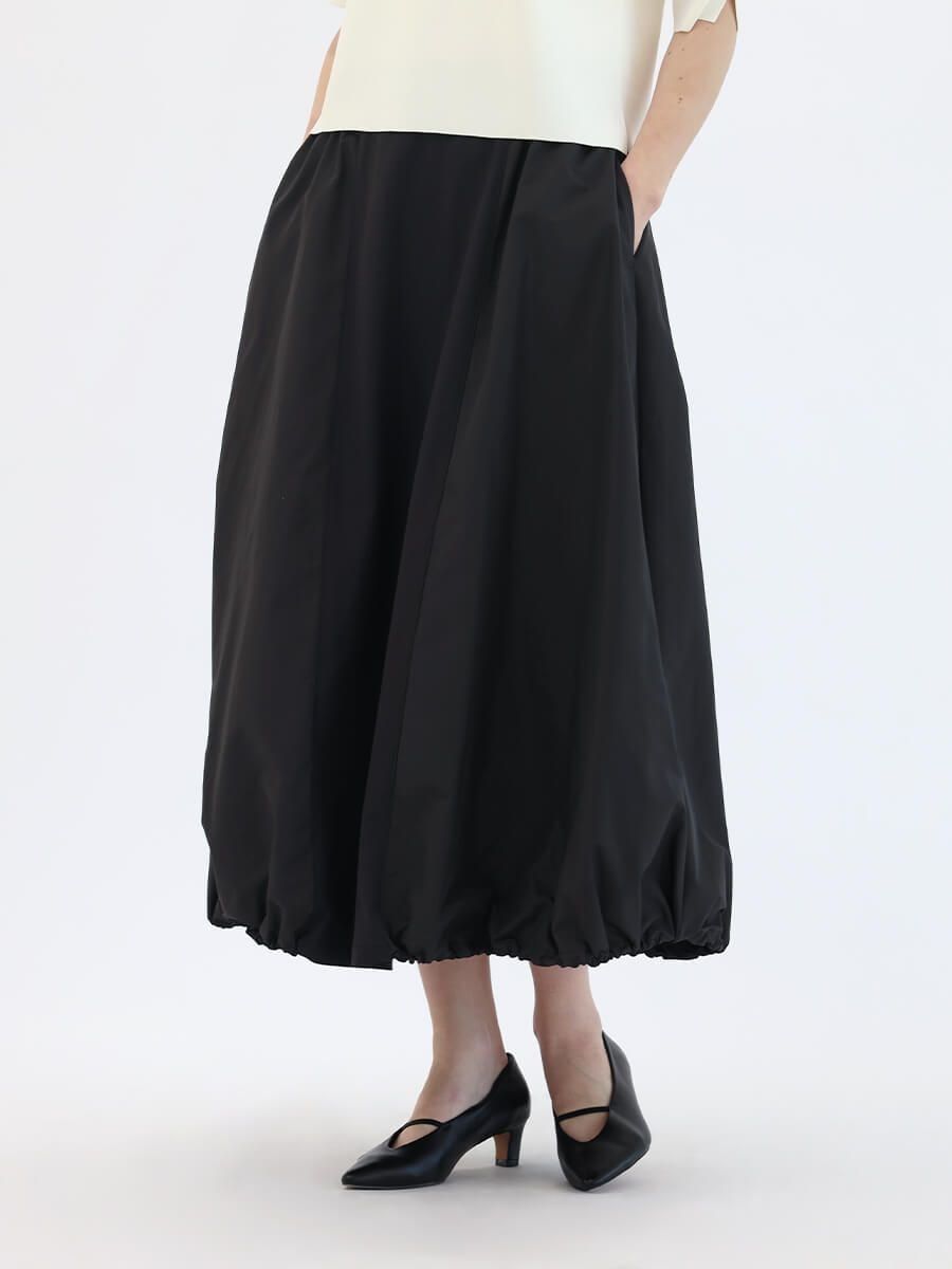 【ラシュッド/LASUD】のタフタバルーンスカート インテリア・キッズ・メンズ・レディースファッション・服の通販 founy(ファニー) 　ファッション　Fashion　レディースファッション　Fashion for Women　スカート　Skirts　シンプル　Simple, Minimal　スタイリッシュ　Stylish, Fashionable　タフタ　Taffeta, Structured Fabric　バルーン　Balloon, Balloon Silhouette　リラックス　Relax, Relaxed Fit　ロング　Long, Long-Length　エレガント 上品　Elegant　ブラック|ID: prp329100004566234 ipo3291000000032656009