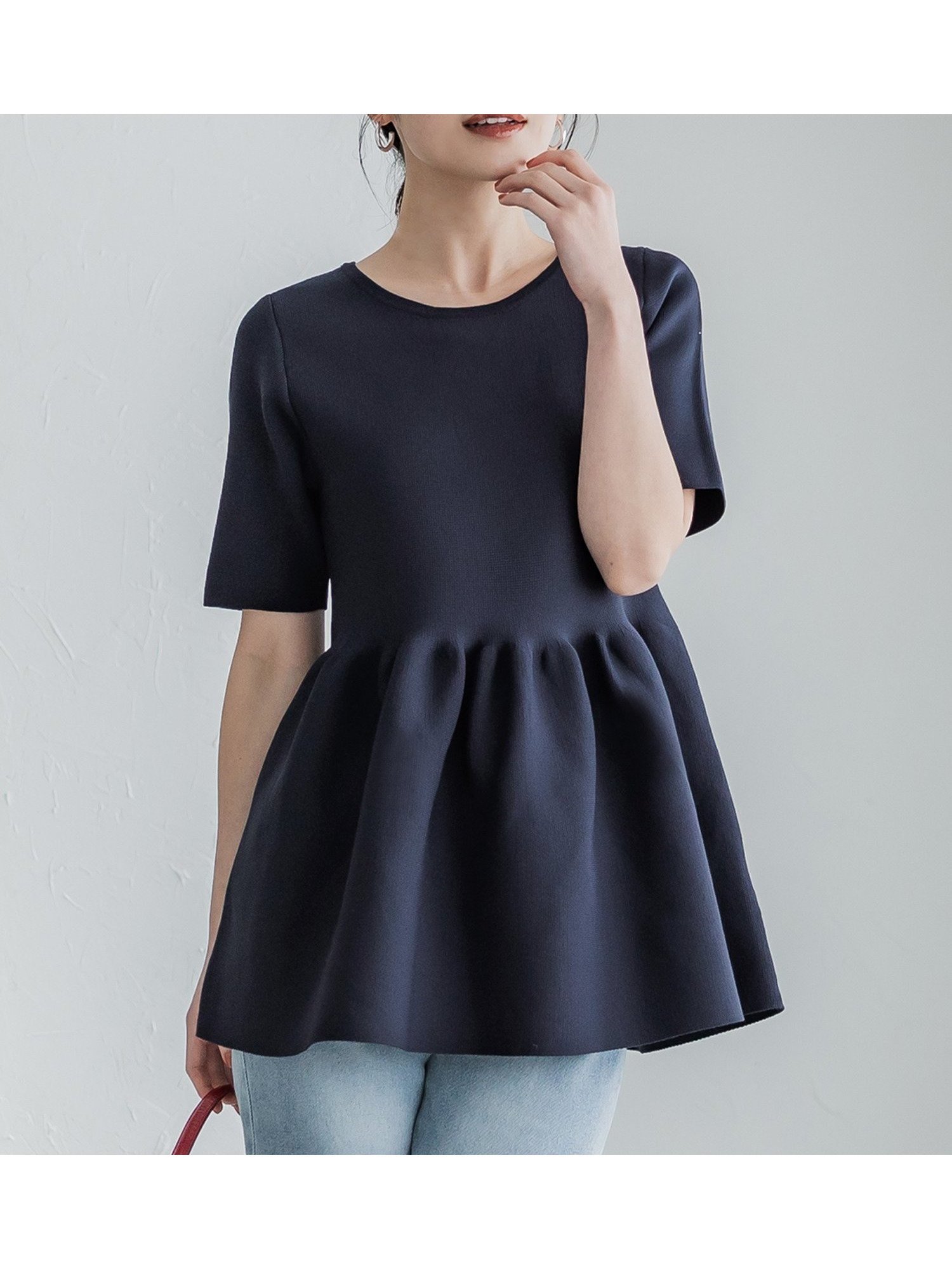 【コカ/COCA】のぺプラム半袖ニット インテリア・キッズ・メンズ・レディースファッション・服の通販 founy(ファニー) 　ファッション　Fashion　レディースファッション　Fashion for Women　トップス・カットソー　Cut & Sew Tops　ニット　Knit Tops & Sweaters　シンプル　Simple, Minimal　ストレート　Straight, Straight Cut　デニム　Denim, Jeans Material　バランス　Balance, Style Balance　フェミニン　Feminine, Girly　ペプラム　Peplum, Flared Hem　ポケット　Pocket, Pocket Detail　半袖　Short Sleeve, Half Sleeve　Navy|ID: prp329100004566268 ipo3291000000033030638