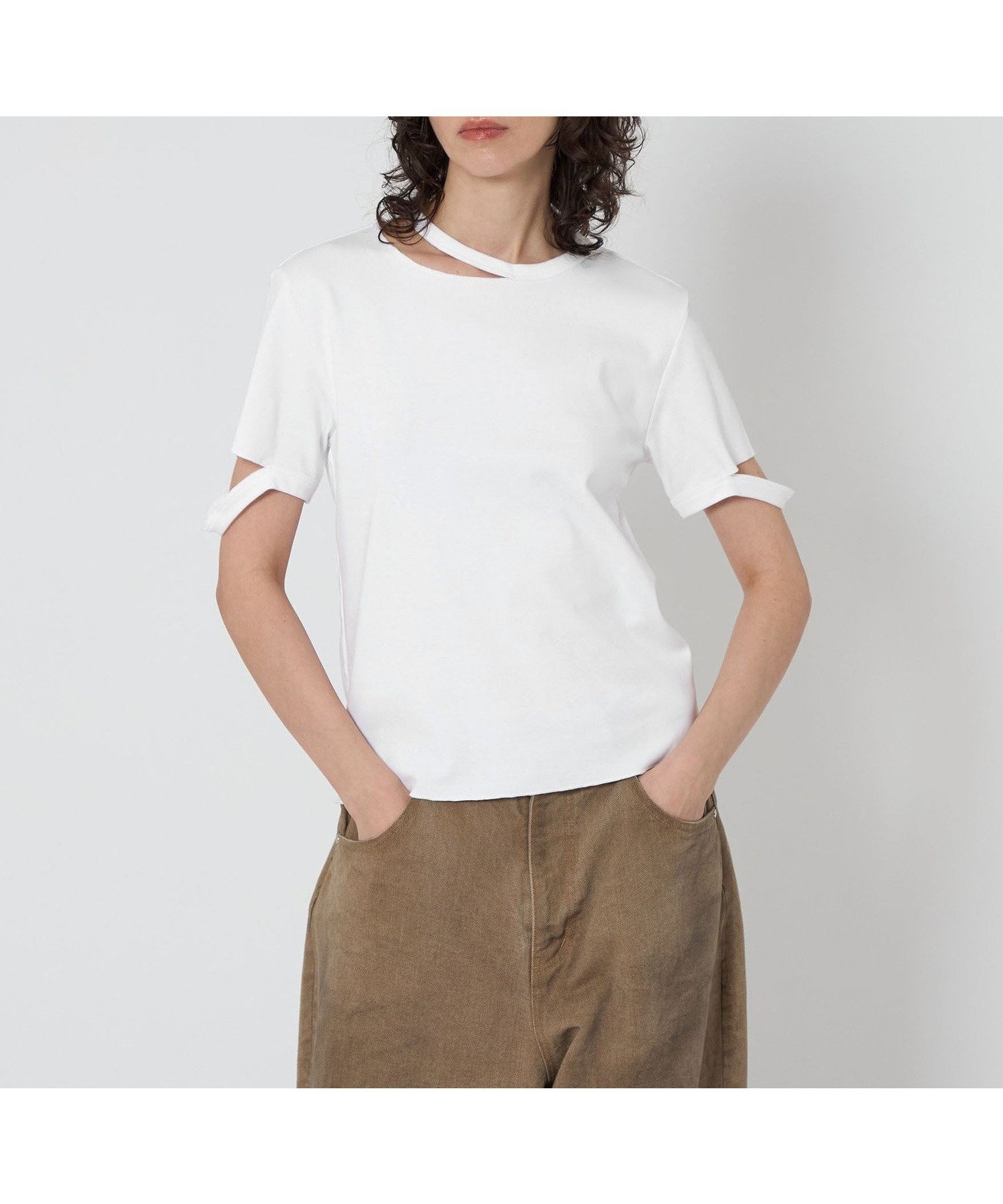 【ユナイテッドアローズ/UNITED ARROWS】のASTRAET フライス エリソデスリット クルーネックTシャツ インテリア・キッズ・メンズ・レディースファッション・服の通販 founy(ファニー) 　ファッション　Fashion　レディースファッション　WOMEN　トップス・カットソー　Tops/Tshirt　シャツ/ブラウス　Shirts/Blouses　ロング / Tシャツ　T-Shirts　イレギュラー　Irregular　シンプル　Simple　パイピング　Piping　ベーシック　Basic　ボトム　Bottom　WHITE|ID: prp329100004566281 ipo3291000000032293192