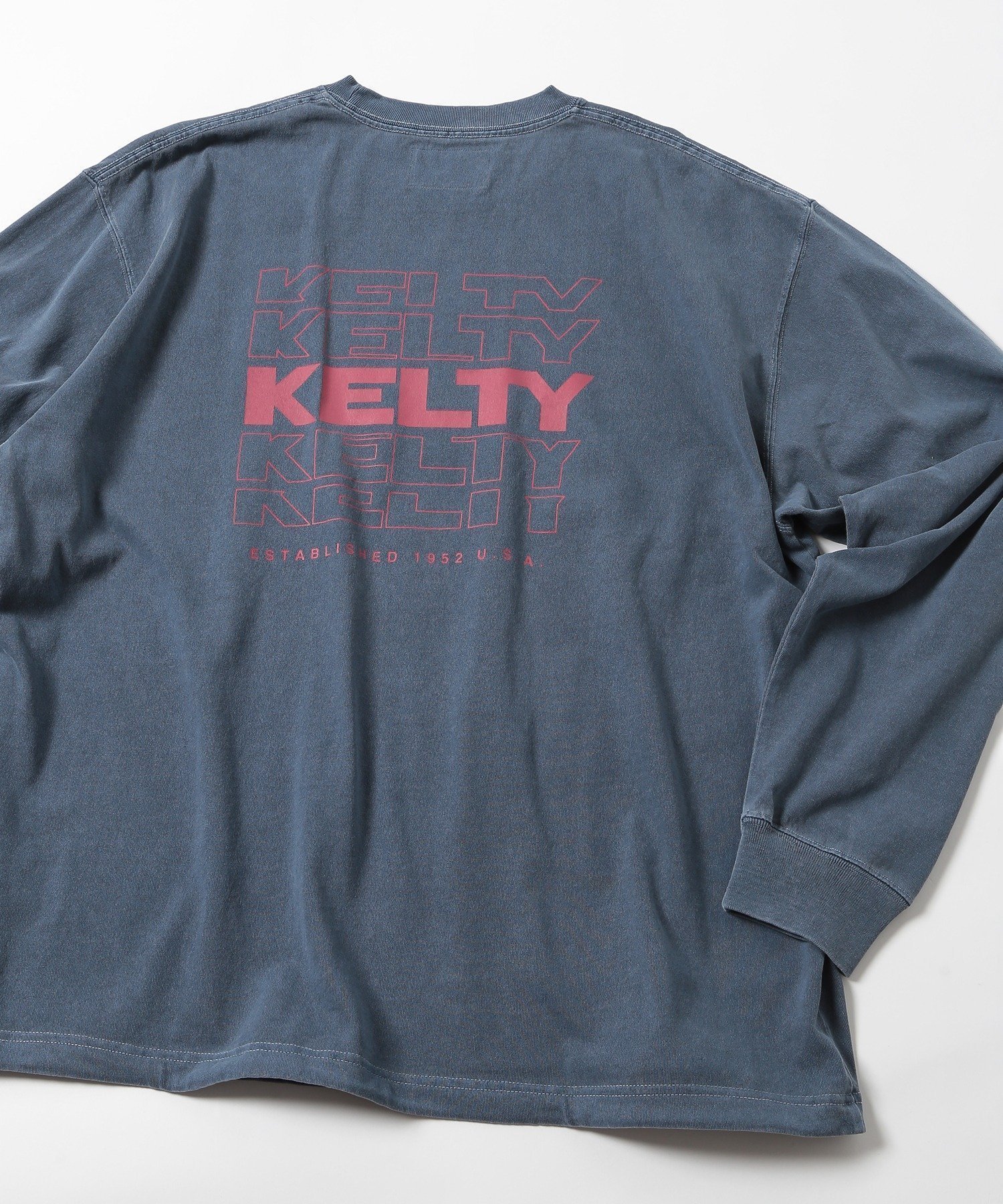 【その他のブランド/Other】のKELTY/Back Typo Logo L/S T-shirt KE24213102 インテリア・キッズ・メンズ・レディースファッション・服の通販 founy(ファニー) 　ファッション　Fashion　レディースファッション　WOMEN　トップス・カットソー　Tops/Tshirt　シャツ/ブラウス　Shirts/Blouses　ロング / Tシャツ　T-Shirts　アウトドア　Outdoor　インナー　Inner　ヴィンテージ　Vintage　カーゴパンツ　Cargo Pants　ジャケット　Jacket　スタンダード　Standard　ダウン　Down　デイパック　Daypack　デニム　Denim　トレンド　Trend　ドローコード　Draw Cord　パーカー　Hoodie　フロント　Front　ロング　Long　ワンポイント　One Point　再入荷　Restock/Back In Stock/Re Arrival　おすすめ　Recommend　NVY|ID: prp329100004566287 ipo3291000000032293221