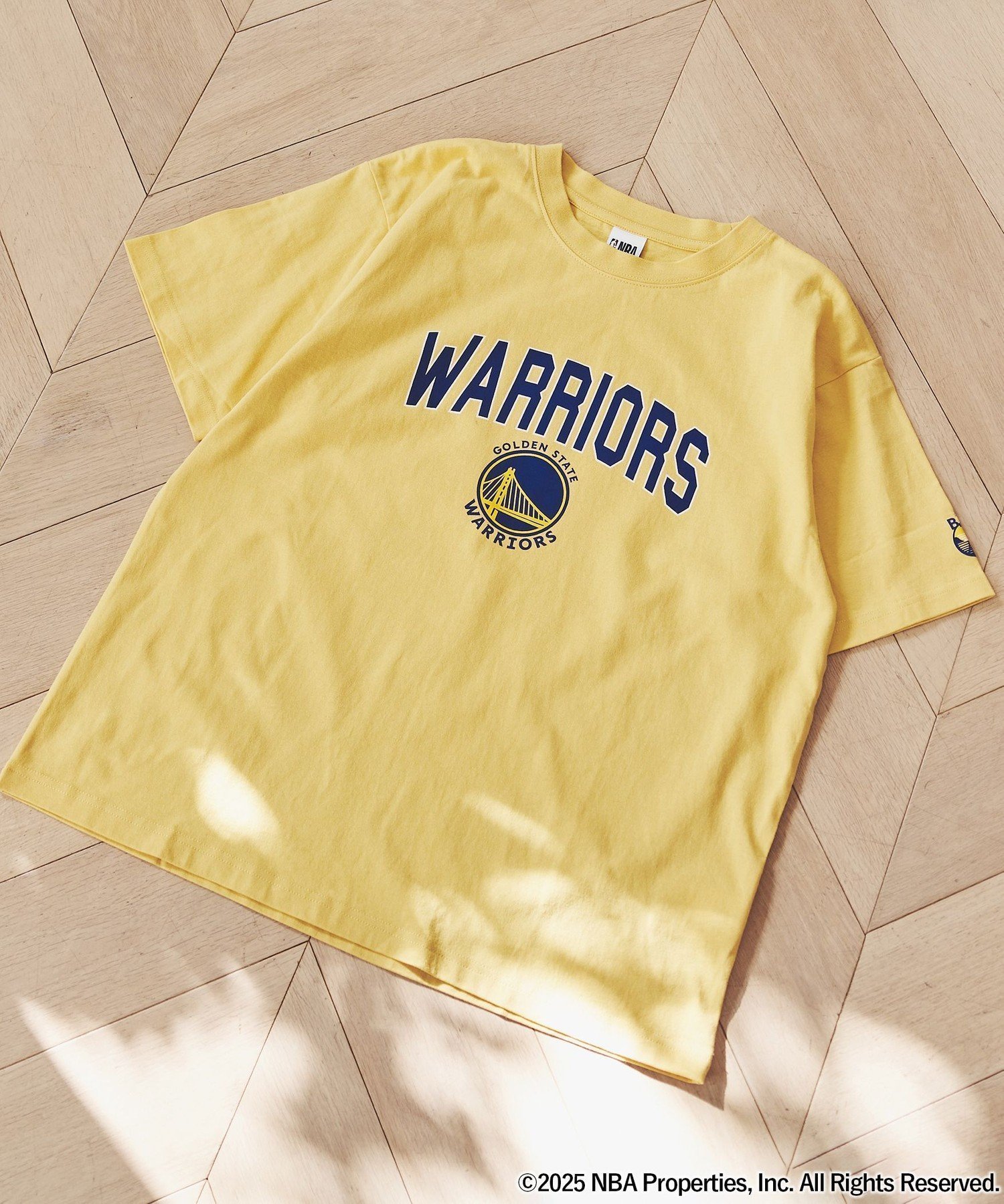 【コーエン/COEN】のNBA別注 ロゴプリントTシャツ インテリア・キッズ・メンズ・レディースファッション・服の通販 founy(ファニー) 　ファッション　Fashion　レディースファッション　WOMEN　トップス・カットソー　Tops/Tshirt　シャツ/ブラウス　Shirts/Blouses　ロング / Tシャツ　T-Shirts　ヴィンテージ　Vintage　春　Spring　コラボ　Collaboration　サロペット　Overalls　スラックス　Slacks　チュール　Tulle　デニム　Denim　トレンド　Trend　人気　Popularity　フロント　Front　プリント　Print　別注　Special Order　半袖　Short Sleeve　S/S・春夏　Ss・Spring/Summer　おすすめ　Recommend　夏　Summer　2025年　2025　2025春夏・S/S　Ss,Spring/Summer,2025　YELLOW|ID: prp329100004566313 ipo3291000000032293439