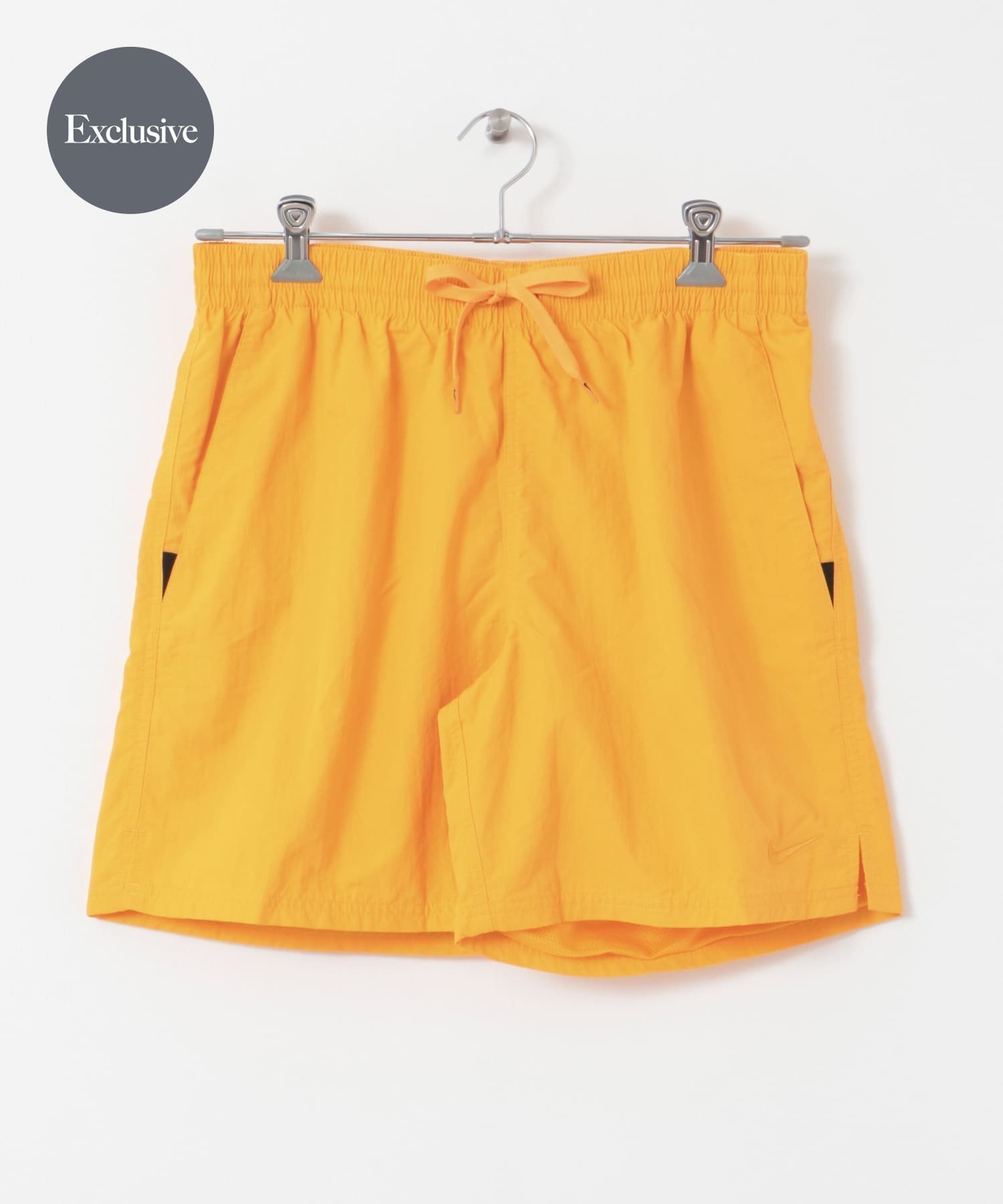 【アーバンリサーチ ドアーズ/URBAN RESEARCH DOORS / MEN】のNIKE SWIM Exclusive Reナイロン7ボレーショーツ インテリア・キッズ・メンズ・レディースファッション・服の通販 founy(ファニー) 　ファッション　Fashion　メンズファッション　Fashion for Men　ショーツ　Shorts, Short Pants　シンプル　Simple, Minimal　スニーカー　Sneakers, Trainers　スポーツ　Sports, Activewear　ベーシック　Basic, Essential　メッシュ　Mesh, Net Fabric　S/S・春夏　SS, Spring/Summer, Warm Season　おすすめ　Recommended / Our Picks　夏　Summer　2025年　2025　2025春夏・S/S　Spring/Summer 2025 SS25　ゴールド|ID: prp329100004566457 ipo3291000000033072774