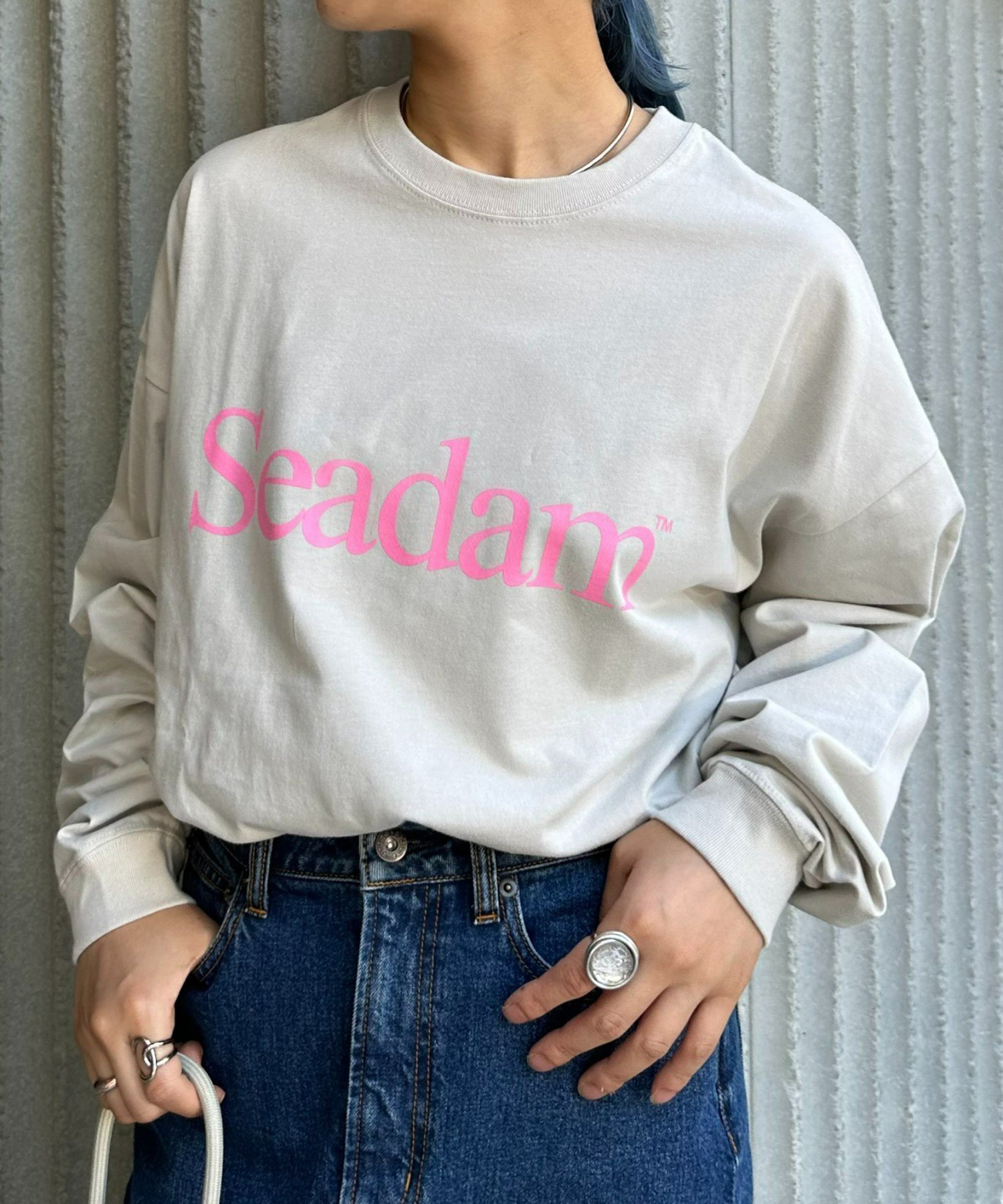 【チャオパニックティピー/CIAOPANIC TYPY】のUNISEX ロゴプリントビッグシルエットロンTEE インテリア・キッズ・メンズ・レディースファッション・服の通販 founy(ファニー) 　ファッション　Fashion　レディースファッション　WOMEN　トップス・カットソー　Tops/Tshirt　ロング / Tシャツ　T-Shirts　インナー　Inner　カットソー　Cut And Sew　カーゴパンツ　Cargo Pants　スタイリッシュ　Stylish　スラックス　Slacks　デニム　Denim　トレンド　Trend　フロント　Front　プリント　Print　ユニセックス　Unisex　リアル　Real　再入荷　Restock/Back In Stock/Re Arrival　おすすめ　Recommend　グレー|ID: prp329100004566562 ipo3291000000032295384