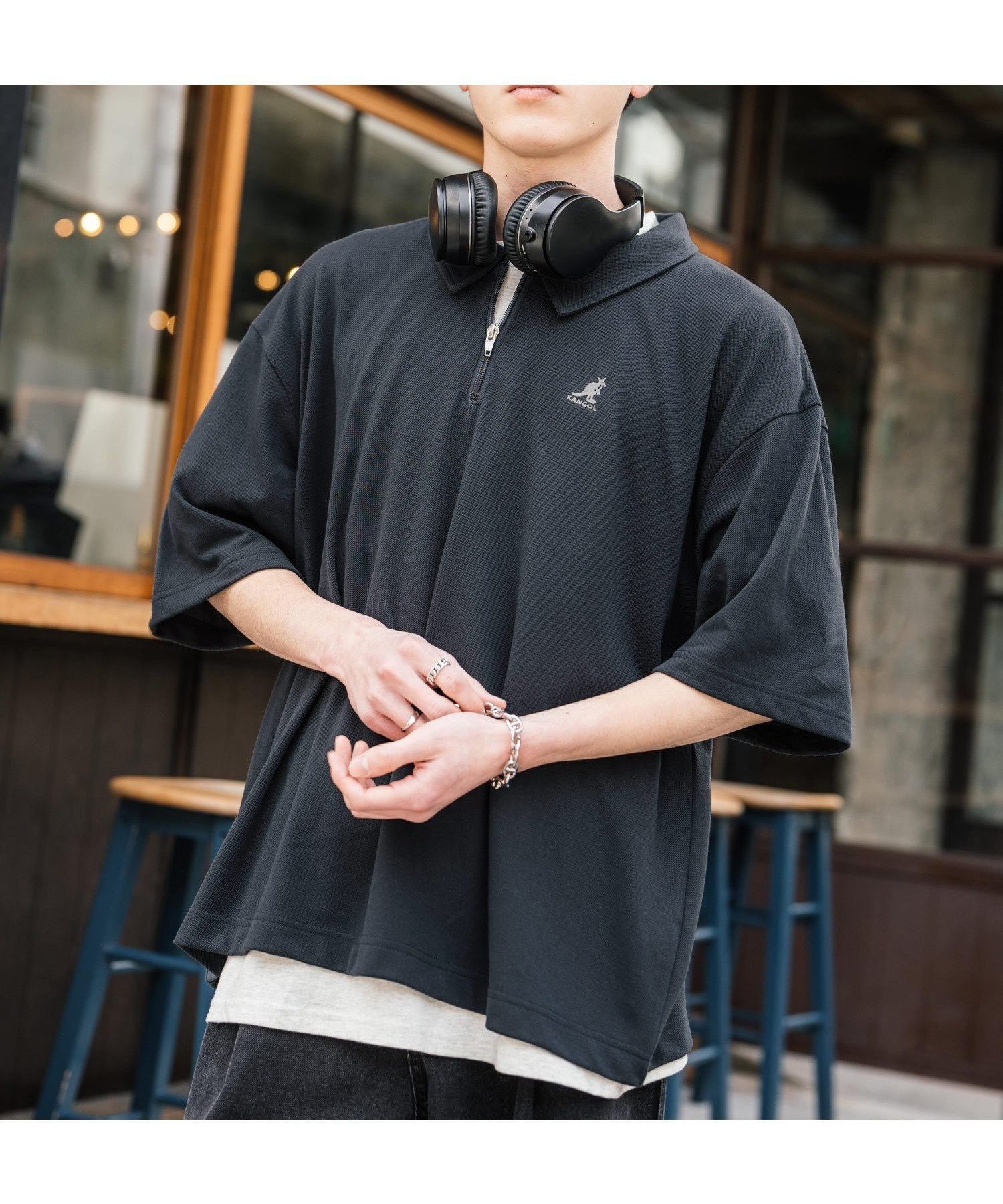 【ロッキーモンロー/Rocky Monroe】のKANGOL 別注コラボ 鹿の子ワンポイント刺繍半袖ハーフジップポロシャツ インテリア・キッズ・メンズ・レディースファッション・服の通販 founy(ファニー) 　ファッション　Fashion　レディースファッション　WOMEN　トップス・カットソー　Tops/Tshirt　シャツ/ブラウス　Shirts/Blouses　ポロシャツ　Polo Shirts　アウトドア　Outdoor　コラボ　Collaboration　鹿の子　Pique　ジップ　Zip　スポーティ　Sporty　トレンド　Trend　人気　Popularity　別注　Special Order　半袖　Short Sleeve　メンズ　Mens　無地　Plain Color　リラックス　Relax　ワイド　Wide　ワンポイント　One Point　おすすめ　Recommend　エレガント 上品　Elegant　チャコール|ID: prp329100004566563 ipo3291000000032295392