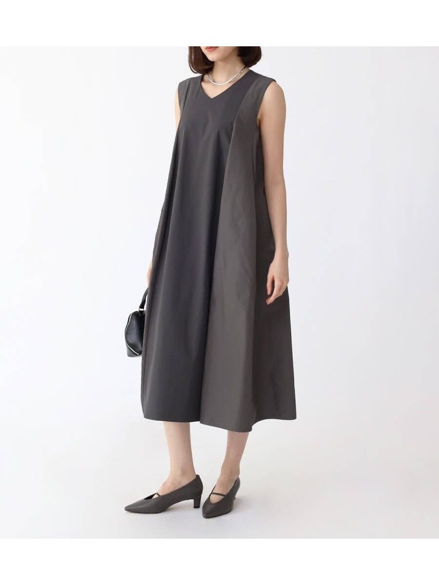 【ラシュッド/LASUD】のメモリッシュタフタタックワンピース インテリア・キッズ・メンズ・レディースファッション・服の通販 founy(ファニー) 　ファッション　Fashion　レディースファッション　Fashion for Women　ワンピース　Dresses　タフタ　Taffeta, Structured Fabric　フォルム　Silhouette, Form　エレガント 上品　Elegant　夏　Summer　春　Spring　S/S・春夏　SS, Spring/Summer, Warm Season　軽量　Lightweight, Ultra Light　チャコールグレー|ID: prp329100004566917 ipo3291000000032723039