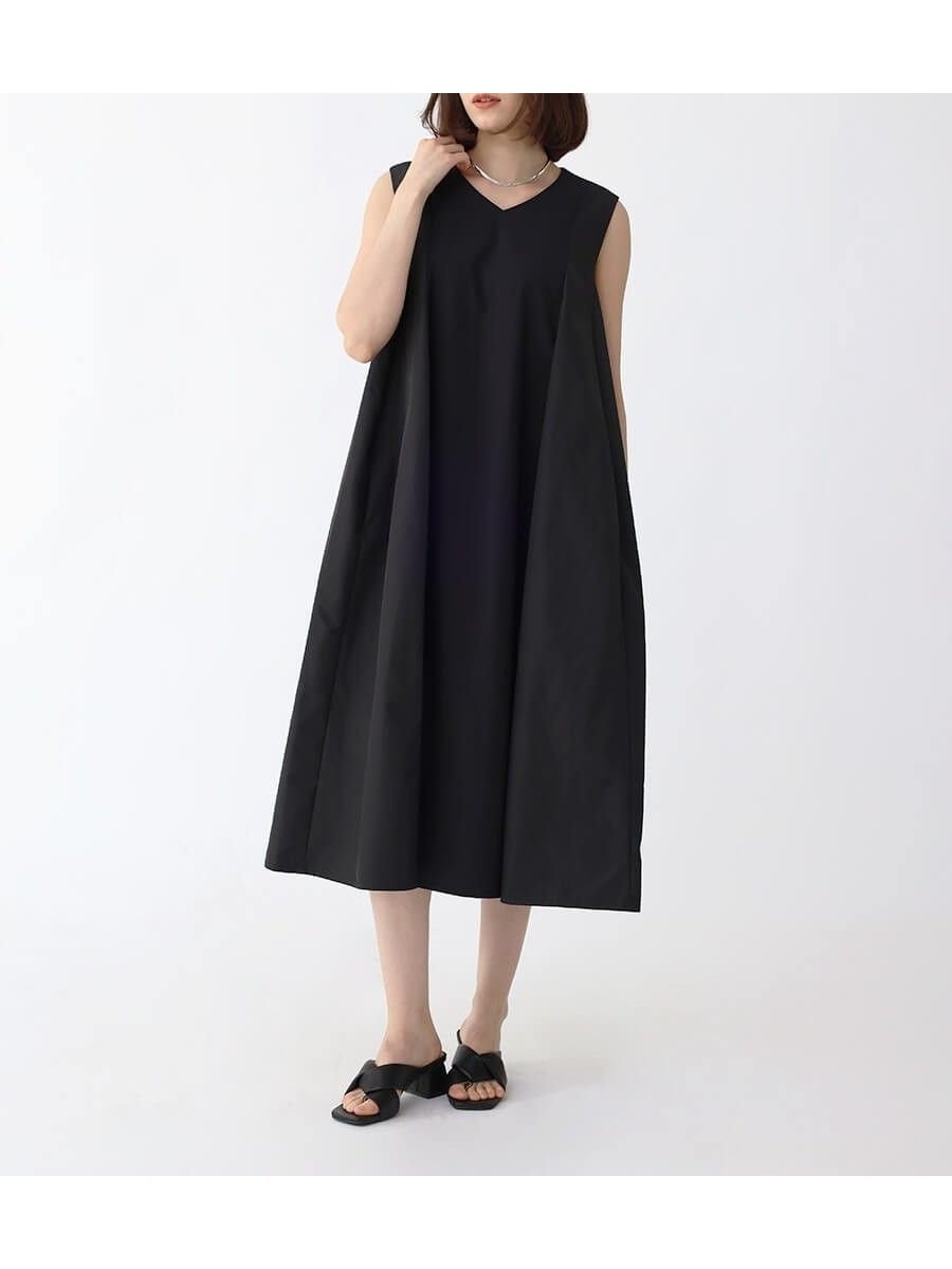 【ラシュッド/LASUD】のメモリッシュタフタタックワンピース インテリア・キッズ・メンズ・レディースファッション・服の通販 founy(ファニー) 　ファッション　Fashion　レディースファッション　Fashion for Women　ワンピース　Dresses　タフタ　Taffeta, Structured Fabric　フォルム　Silhouette, Form　エレガント 上品　Elegant　夏　Summer　春　Spring　S/S・春夏　SS, Spring/Summer, Warm Season　軽量　Lightweight, Ultra Light　ブラック|ID: prp329100004566917 ipo3291000000032723040