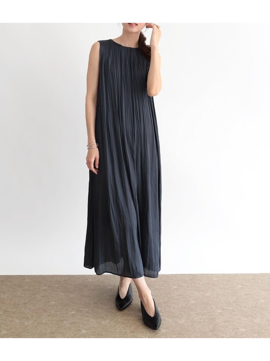 【ラシュッド/LASUD】のプリーツデザインロングワンピース インテリア・キッズ・メンズ・レディースファッション・服の通販 founy(ファニー) 　ファッション　Fashion　レディースファッション　WOMEN　ワンピース　Dress　プリーツ　Pleats　ロング　Long　エレガント 上品　Elegant　グレー|ID: prp329100004566990 ipo3291000000032299854