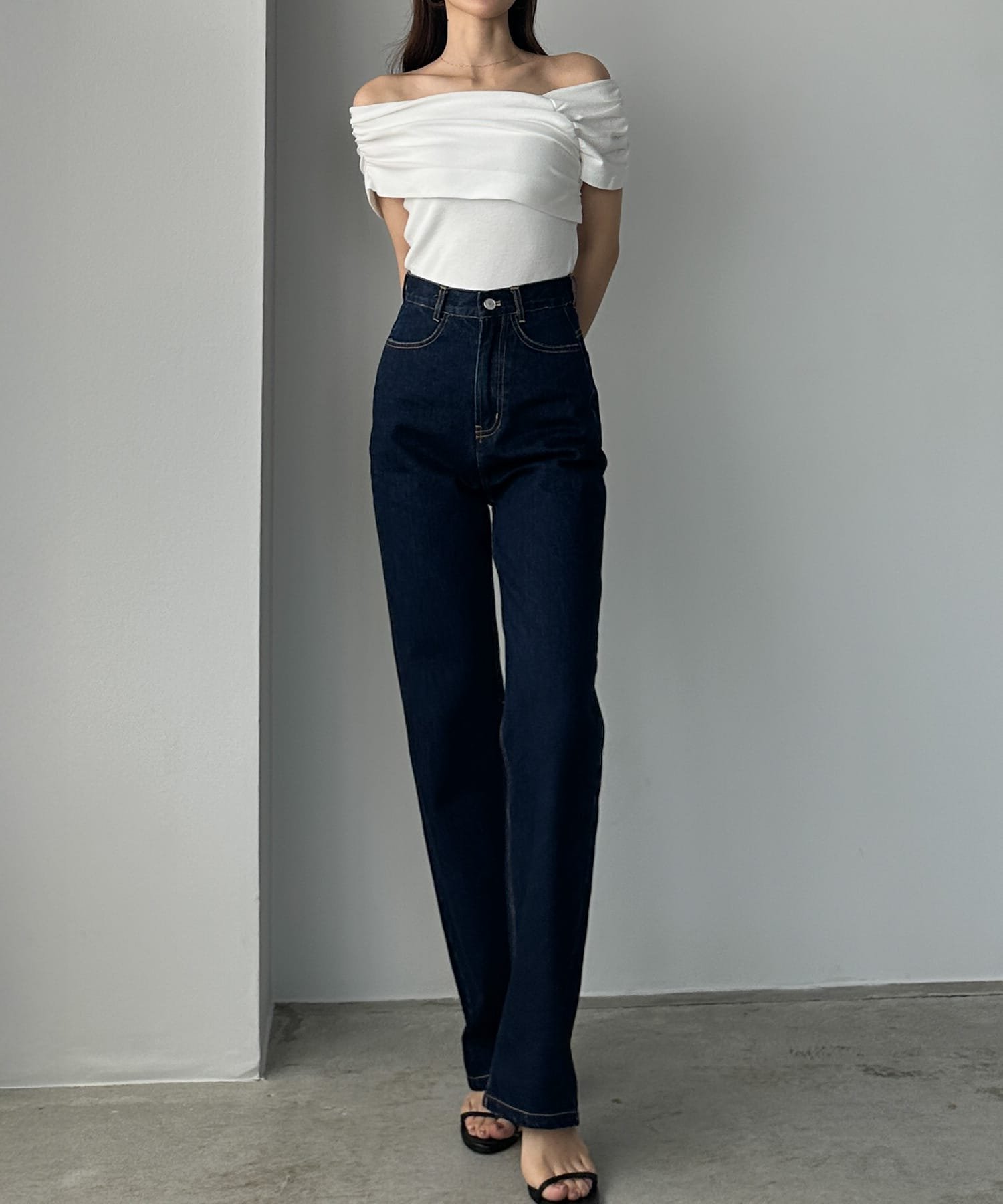 【ジュノア/JUNOAH】のLouere ハイウエストストレートデニム インテリア・キッズ・メンズ・レディースファッション・服の通販 founy(ファニー) 　ファッション　Fashion　レディースファッション　Ladies' Fashion Online　ワンウォッシュ|ID: prp329100004567093 ipo3291000000032604460