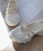 【ランダ/RANDA】のトゥシューズデザインスニーカー 人気、トレンドファッション・服の通販 founy(ファニー) ファッション Fashion レディースファッション WOMEN クッション Cushion サテン Satin スニーカー Sneakers チュール Tulle トレンド Trend バランス Balance バレエ Ballet ビジュー Bijou ラップ Wrap リボン Ribbon thumbnail WHITE|ID: prp329100004567226 ipo3291000000032302701