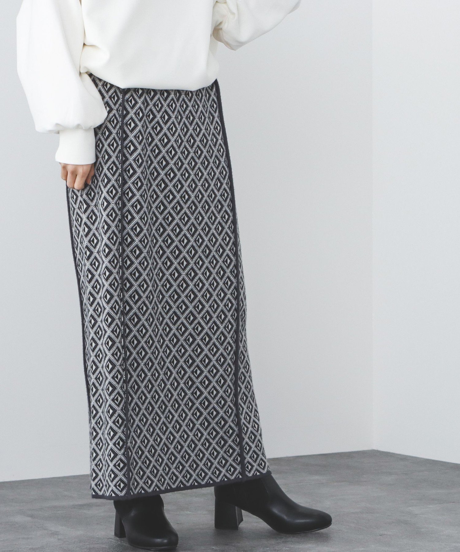 【その他のブランド/Other】のBEAMS HEART / ダブルジャカード ロングスカート 人気、トレンドファッション・服の通販 founy(ファニー) 　ファッション　Fashion　レディースファッション　Fashion for Women　スカート　Skirts　ロングスカート　Long Skirts / Maxi & Midi Skirts　シンプル　Simple, Minimal　ジャカード／ジャガード　Jacquard, Woven Pattern　ストレッチ　Stretch, Stretchy Fabric　ダブル　Double, Double-Breasted　ロング　Long, Long-Length　冬　Winter / This Winter　A/W・秋冬　Autumn/Winter　おすすめ　Recommended / Our Picks　 other-1|ID: prp329100004567350 ipo3291000000033250747