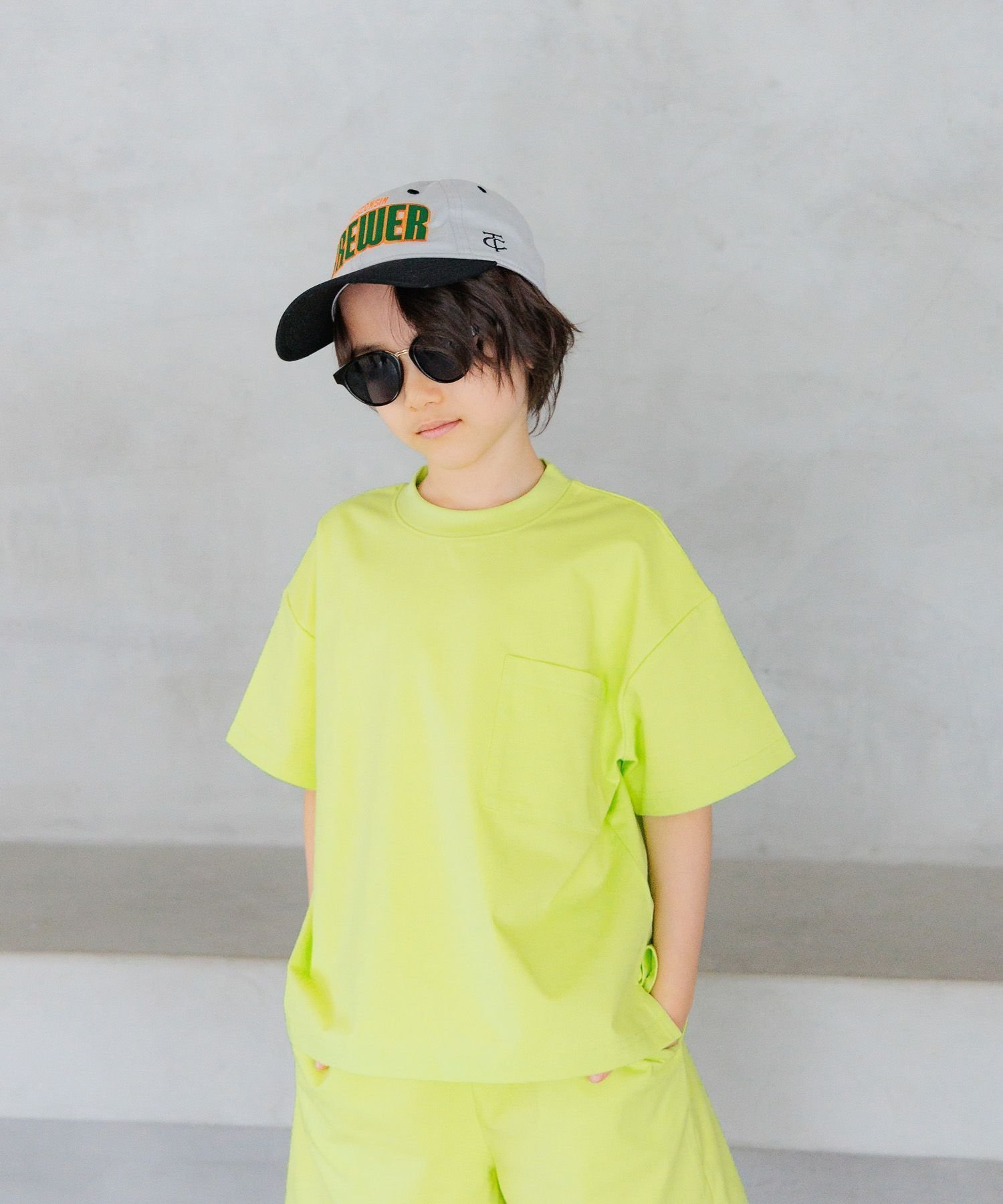 【ベイフロー/BAYFLOW / KIDS】の多機能デイリーウェア 『MULTI B(マルチ・ビー)』Tシャツ(KIDS) インテリア・キッズ・メンズ・レディースファッション・服の通販 founy(ファニー) 　ファッション　Fashion　キッズファッション　Fashion for Kids　カラフル　Colorful Design　クール　Cool, Chic　吸水　Absorbent, Quick-Dry　ショーツ　Shorts, Short Pants　ショート　Short, Short Length　人気　Popular, Best Seller　ベーシック　Basic, Essential　無地　Plain, Solid Color　おすすめ　Recommended / Our Picks　夏　Summer　旅行　Travel　ライムグリーン71|ID: prp329100004567370 ipo3291000000033470492