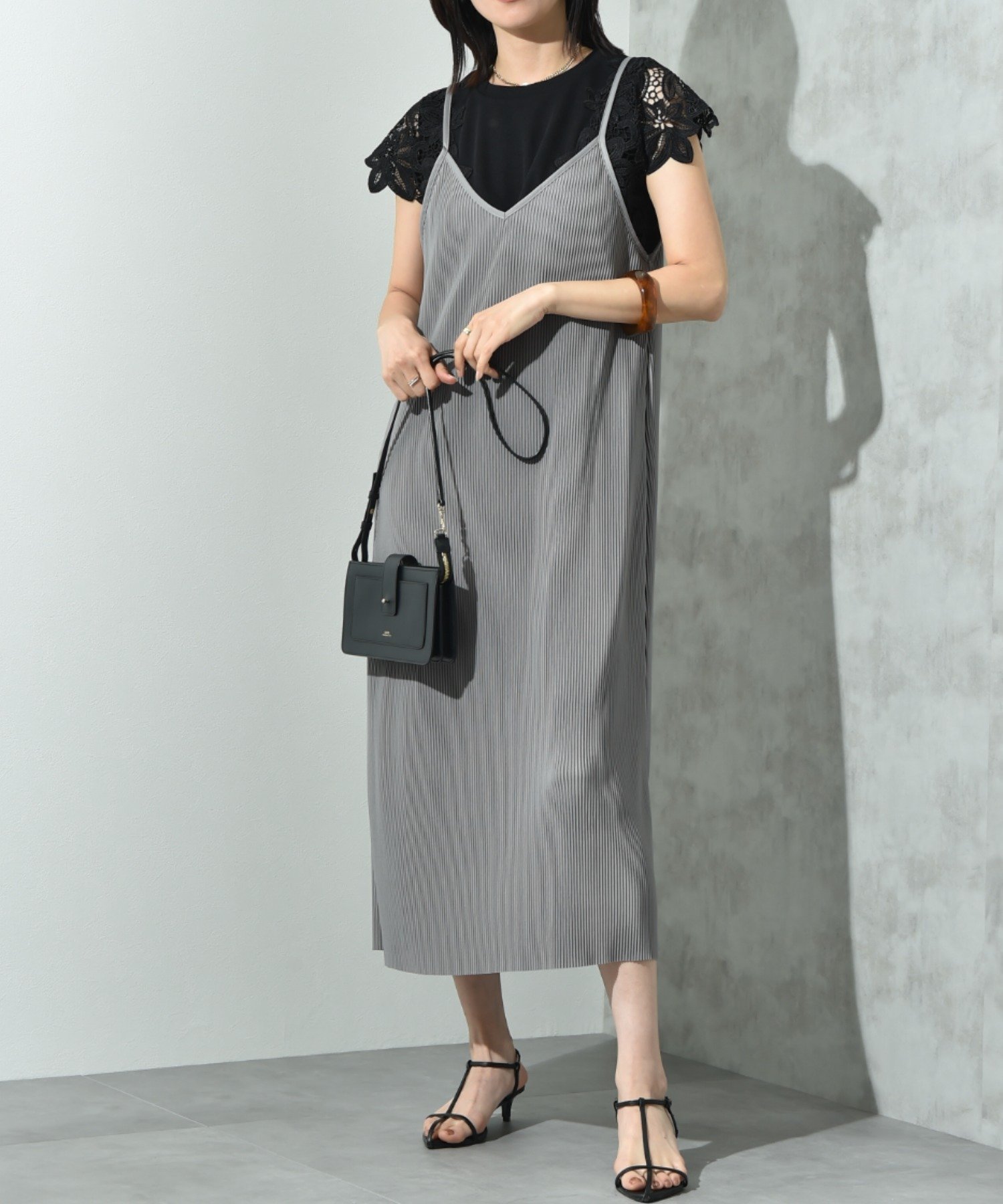 【インタープラネット/INTERPLANET】の【actuel】カットスムースプリーツキャミワンピース 人気、トレンドファッション・服の通販 founy(ファニー) 　ファッション　Fashion　レディースファッション　Ladies' Fashion Online　ワンピース　Dress　キャミワンピース　No Sleeve Dresses　カーディガン　Cardigan　キャミソール　Camisole　ジャケット　Jacket　タンク　Tank　プリーツ　Pleats　 other-1|ID: prp329100004567388 ipo3291000000032593079