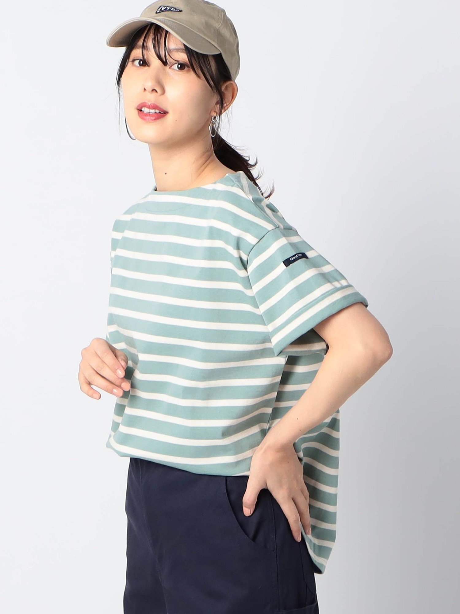 【ニコル/NICOLE】のデラヴェ天竺 ボーダー半袖Tシャツ インテリア・キッズ・メンズ・レディースファッション・服の通販 founy(ファニー) 　ファッション　Fashion　レディースファッション　WOMEN　トップス・カットソー　Tops/Tshirt　シャツ/ブラウス　Shirts/Blouses　ロング / Tシャツ　T-Shirts　カットソー　Cut And Sew　吸水　Water Absorption　人気　Popularity　バランス　Balance　ボーダー　Border　半袖　Short Sleeve　日本製　Made In Japan　40グリーン|ID: prp329100004567473 ipo3291000000032305691