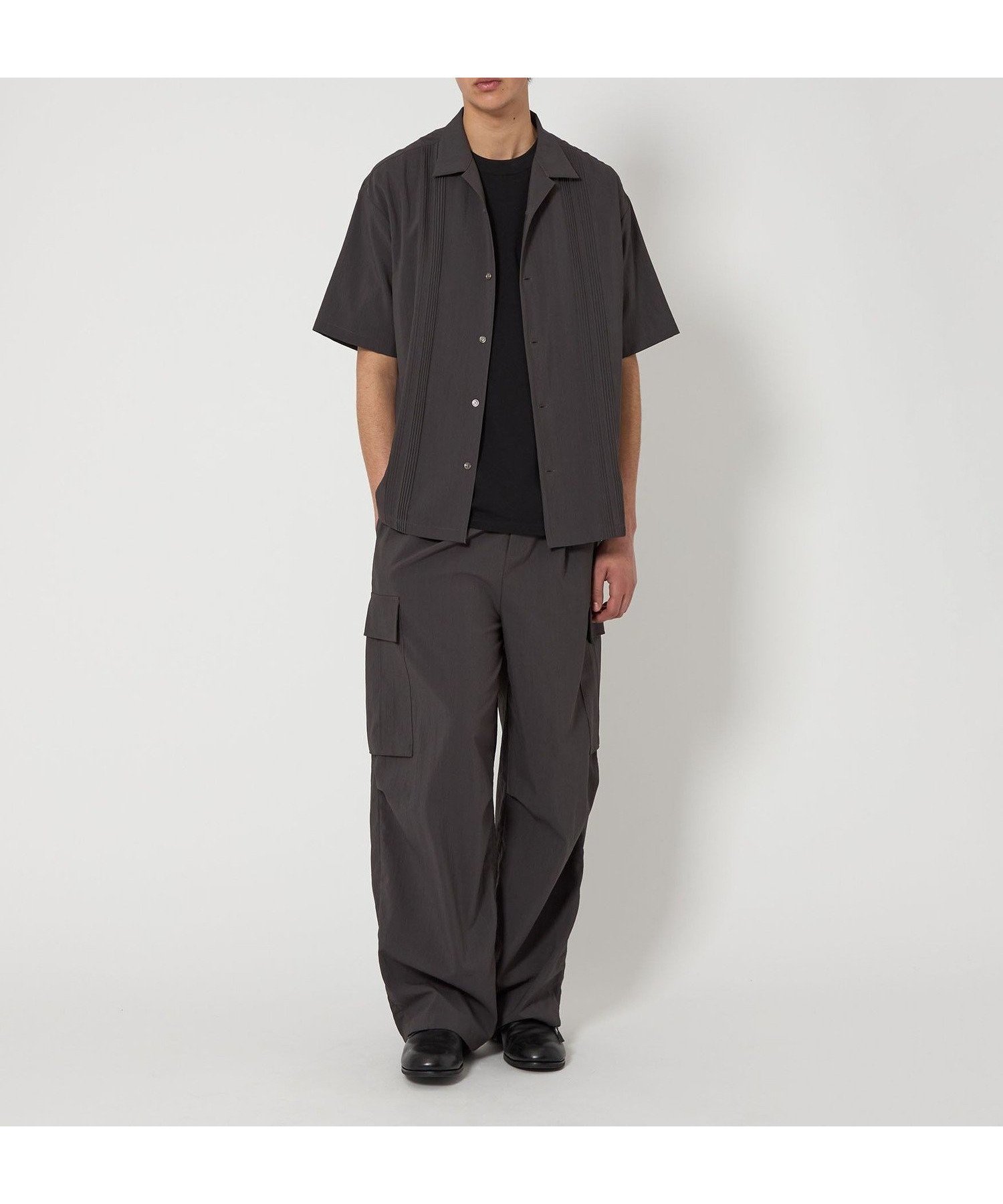 【ビューティ&ユース ユナイテッドアローズ/BEAUTY&YOUTH / UNITED ARROWS / MEN】のRENU TROシリーズ ピンタック オープンカラー シャツ -セットアップ対応- インテリア・キッズ・メンズ・レディースファッション・服の通販 founy(ファニー) 　ファッション　Fashion　メンズファッション　Fashion for Men　セットアップ　Matching Sets　春　Spring　カーゴパンツ　Cargo Pants, Utility Pants　ショーツ　Shorts, Short Pants　セットアップ　Set-Up, Coordinated Outfit　ワイド　Wide, Wide Fit　S/S・春夏　SS, Spring/Summer, Warm Season　夏　Summer　DK.GRAY|ID: prp329100004567535 ipo3291000000032713209