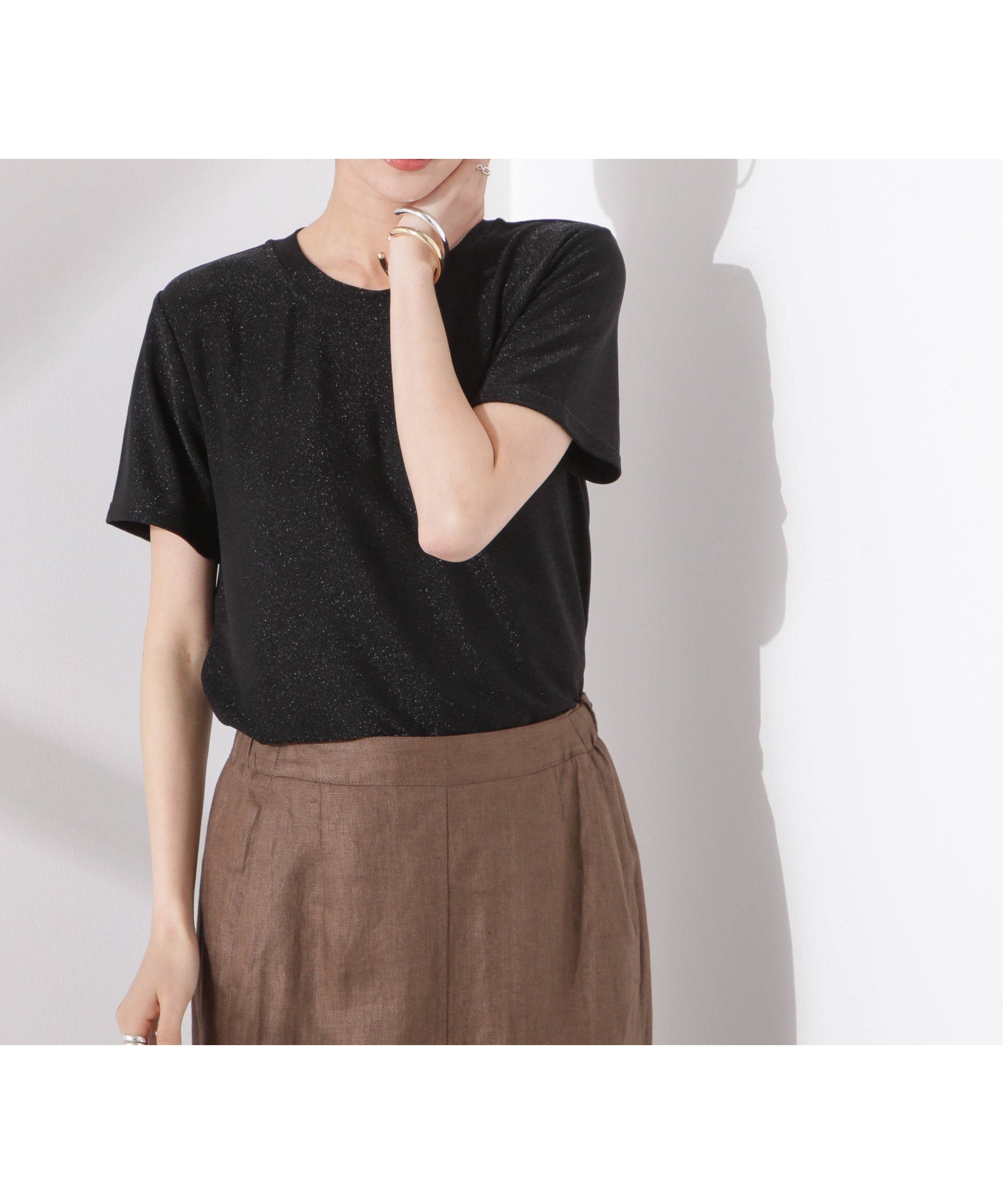 【ナノ ユニバース/nano universe】のラメカットクルーネックTシャツ インテリア・キッズ・メンズ・レディースファッション・服の通販 founy(ファニー) 　ファッション　Fashion　レディースファッション　Fashion for Women　トップス・カットソー　Cut & Sew Tops　シャツ・ブラウス・オフィスカジュアル　Elegant Blouses & Button-Ups　ロングTシャツ・Tシャツ　Longline T-Shirts & Tees　インナー　Innerwear　ウォッシャブル　Machine Washable　春　Spring　サロペット　Overalls, Salopette　シルバー　Silver, Metallic Silver　シンプル　Simple, Minimal　ジャケット　Jacket, Outerwear　フィット　Fit, Slim Fit　ボトム　Bottoms, Lower Wear　2025年　2025　2025春夏・S/S　Spring/Summer 2025 SS25　ブラック|ID: prp329100004567583 ipo3291000000032763507