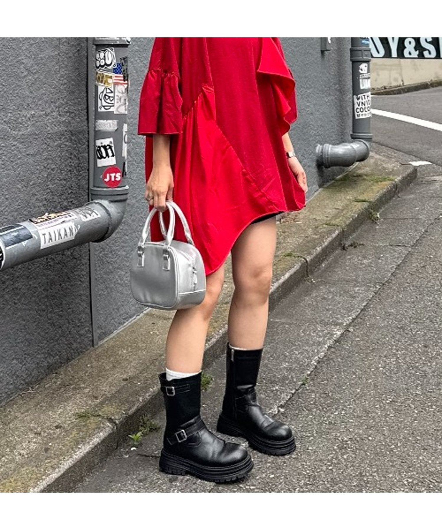 【チャオパニックティピー/CIAOPANIC TYPY】のetsintaリメイクフリルオーバーTEE インテリア・キッズ・メンズ・レディースファッション・服の通販 founy(ファニー) 　ファッション　Fashion　レディースファッション　WOMEN　コレクション　Collection　シンプル　Simple　デニム　Denim　トレンド　Trend　ドッキング　Docking　定番　Standard　バランス　Balance　パターン　Pattern　フリル　Frills　フレア　Flare　プリーツ　Pleats　無地　Plain Color　ワイド　Wide　おすすめ　Recommend　レッド|ID: prp329100004567634 ipo3291000000032307367