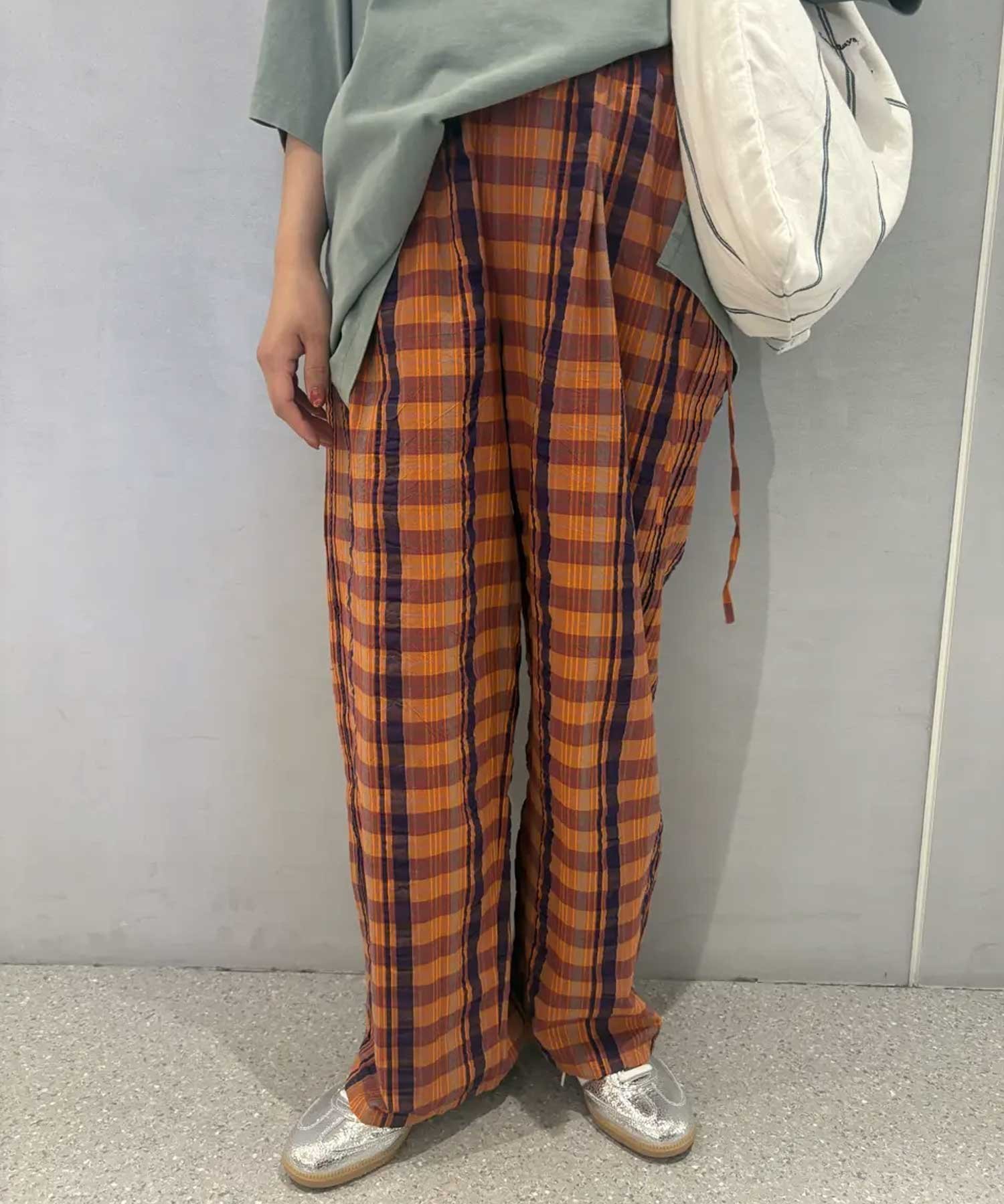 【ローズバッド/ROSE BUD】のCHECK SUCKER EASY PANTS インテリア・キッズ・メンズ・レディースファッション・服の通販 founy(ファニー) 　ファッション　Fashion　レディースファッション　WOMEN　パンツ　Pants　インド　India　オレンジ　Orange　サッカー　Soccer　シンプル　Simple　ストレート　Straight　チェック　Check　リラックス　Relax　再入荷　Restock/Back In Stock/Re Arrival　おすすめ　Recommend　夏　Summer　ORANGE|ID: prp329100004567878 ipo3291000000032311065