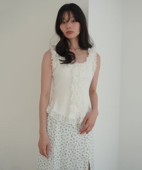 【エイミーイストワール/eimy istoire】のレースドッキングカットタンクトップ 人気、トレンドファッション・服の通販 founy(ファニー) ファッション Fashion レディースファッション WOMEN おすすめ Recommend インナー Inner エレガント 上品 Elegant カットソー Cut And Sew カーディガン Cardigan クラシカル Classical コンパクト Compact ジャケット Jacket スラックス Slacks デニム Denim フィット Fit フェミニン Feminine フリル Frills マーメイド Mermaid レース Race |ID:prp329100004567976