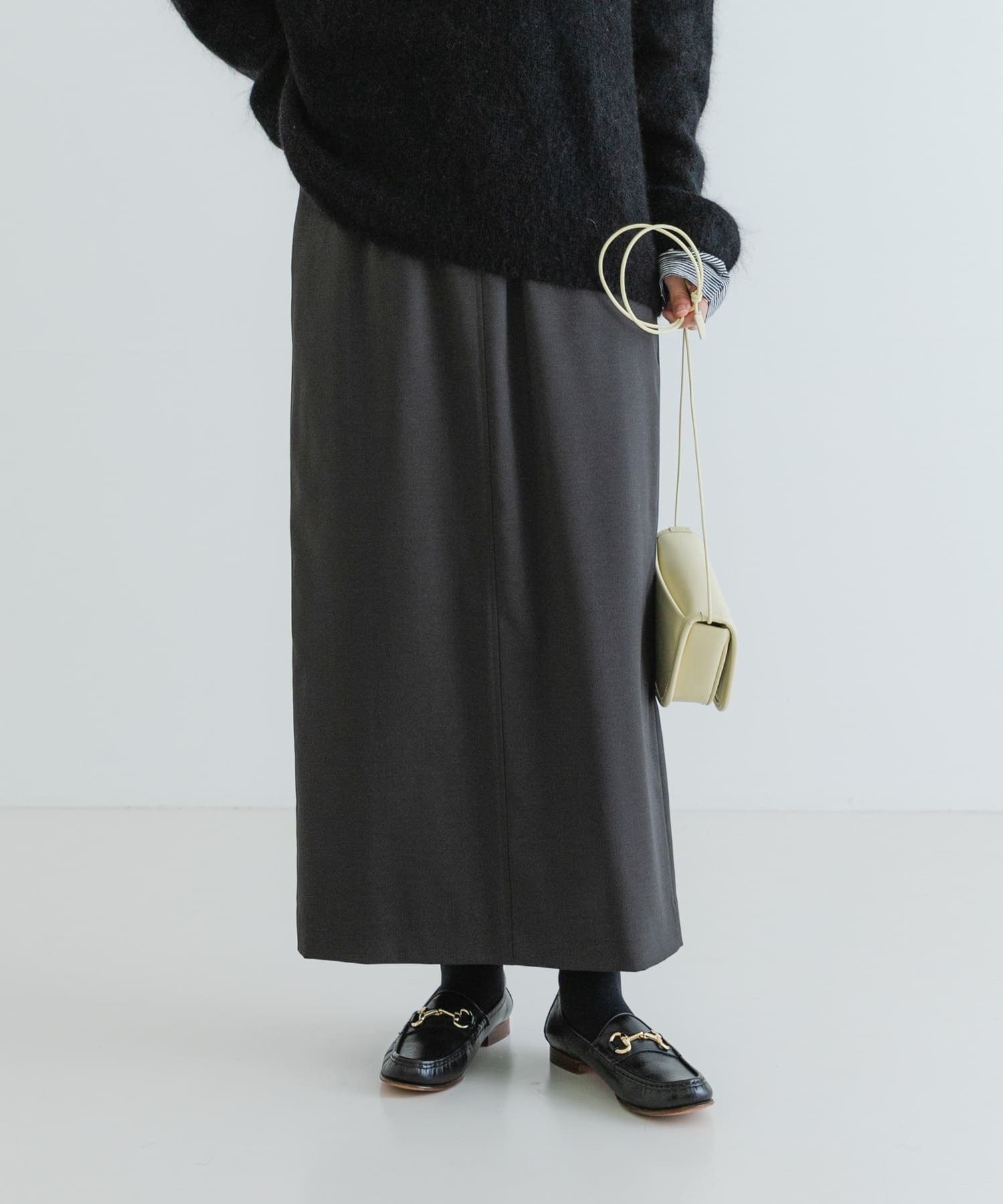 【アーバンリサーチ/URBAN RESEARCH】のストレッチツイルイージースカート インテリア・キッズ・メンズ・レディースファッション・服の通販 founy(ファニー) 　ファッション　Fashion　レディースファッション　Ladies' Fashion Online　スカート　Skirt　2024年　2024　2024-2025秋冬・A/W　Aw/Autumn/Winter/Fw/Fall/2024-2025　冬　Winter　シンプル　Simple　ストレッチ　Stretch　スリット　Slit　ツイル　Twill　ビジネス 仕事 通勤　Business　A/W・秋冬　Aw・Autumn/Winter・Fw・Fall-Winter　CHARCOAL|ID: prp329100004567999 ipo3291000000032623567