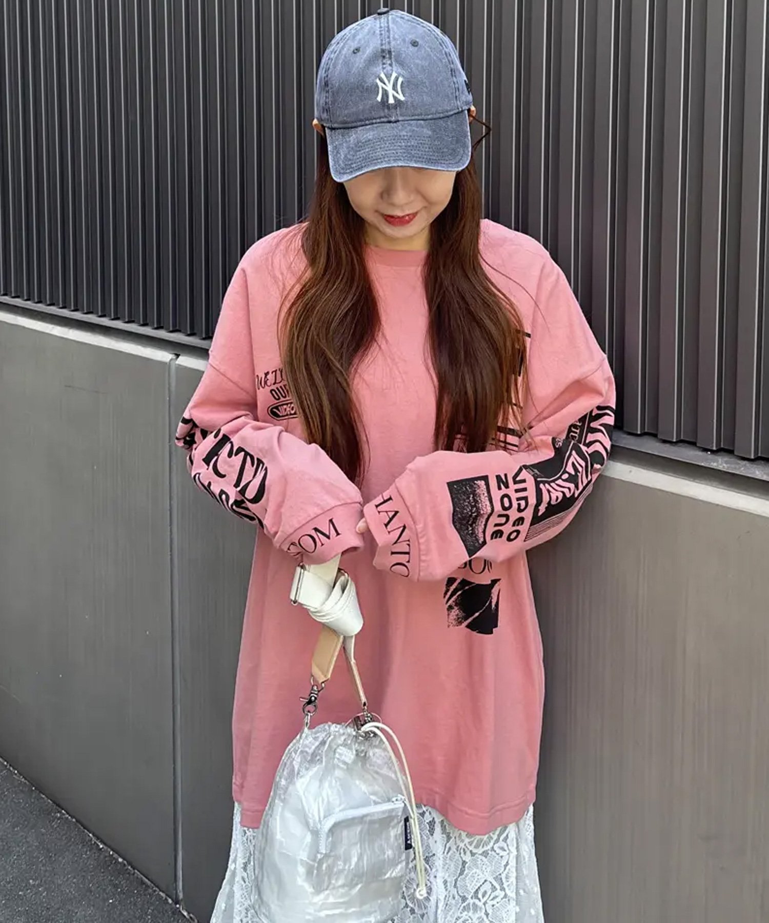 【ローズバッド/ROSE BUD】のOKIRAKU*ROSE BUD/スリーブプリントロンT インテリア・キッズ・メンズ・レディースファッション・服の通販 founy(ファニー) 　ファッション　Fashion　レディースファッション　WOMEN　トップス・カットソー　Tops/Tshirt　ロング / Tシャツ　T-Shirts　インナー　Inner　グラフィック　Graphic　パターン　Pattern　フォルム　Form　プリント　Print　リラックス　Relax　ロング　Long　日本製　Made In Japan　ギフト プレゼント　Gift Present　PINK|ID: prp329100004568112 ipo3291000000032314658
