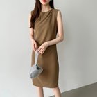 【ココモモ/COCOMOMO】のタイト ワンピース 着痩せワンピース レディース ノースリーブ 膝丈 セクシー 人気、トレンドファッション・服の通販 founy(ファニー) ファッション Fashion レディースファッション Fashion for Women ワンピース Dresses おすすめ Recommended / Our Picks ストレッチ Stretch, Stretchy Fabric セレモニー Ceremony ドレープ Drape, Draping Fabric ノースリーブ Sleeveless, No-Sleeve フォーマル Formal, Dressy ペンシル Pencil, Pencil Skirt エレガント 上品 Elegant thumbnail ブラウン|ID: prp329100004568255 ipo3291000000033556453
