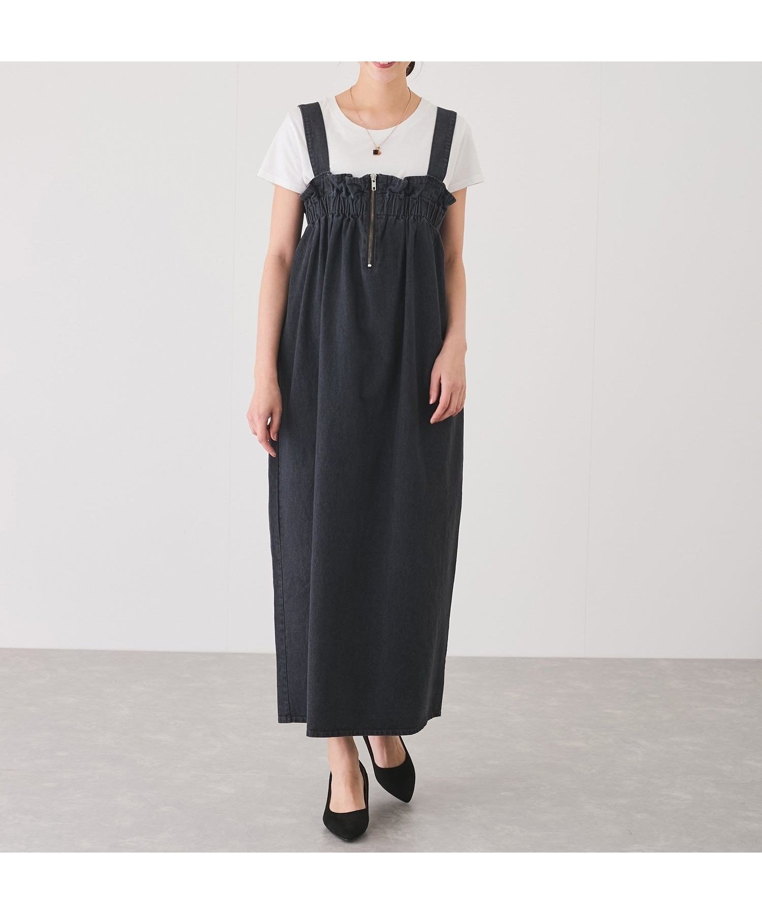 【ジャイロ/JAYRO】のフロントジップフリルジャンパースカート インテリア・キッズ・メンズ・レディースファッション・服の通販 founy(ファニー) 　ファッション　Fashion　レディースファッション　WOMEN　スカート　Skirt　インナー　Inner　シアー　Sheer　スニーカー　Sneakers　スリット　Slit　デニム　Denim　トレンド　Trend　フリル　Frills　フロント　Front　ポケット　Pocket　リブニット　Rib Knit　夏　Summer　S/S・春夏　Ss・Spring/Summer　A/W・秋冬　Aw・Autumn/Winter・Fw・Fall-Winter　ブラック(01)|ID: prp329100004568353 ipo3291000000032317539