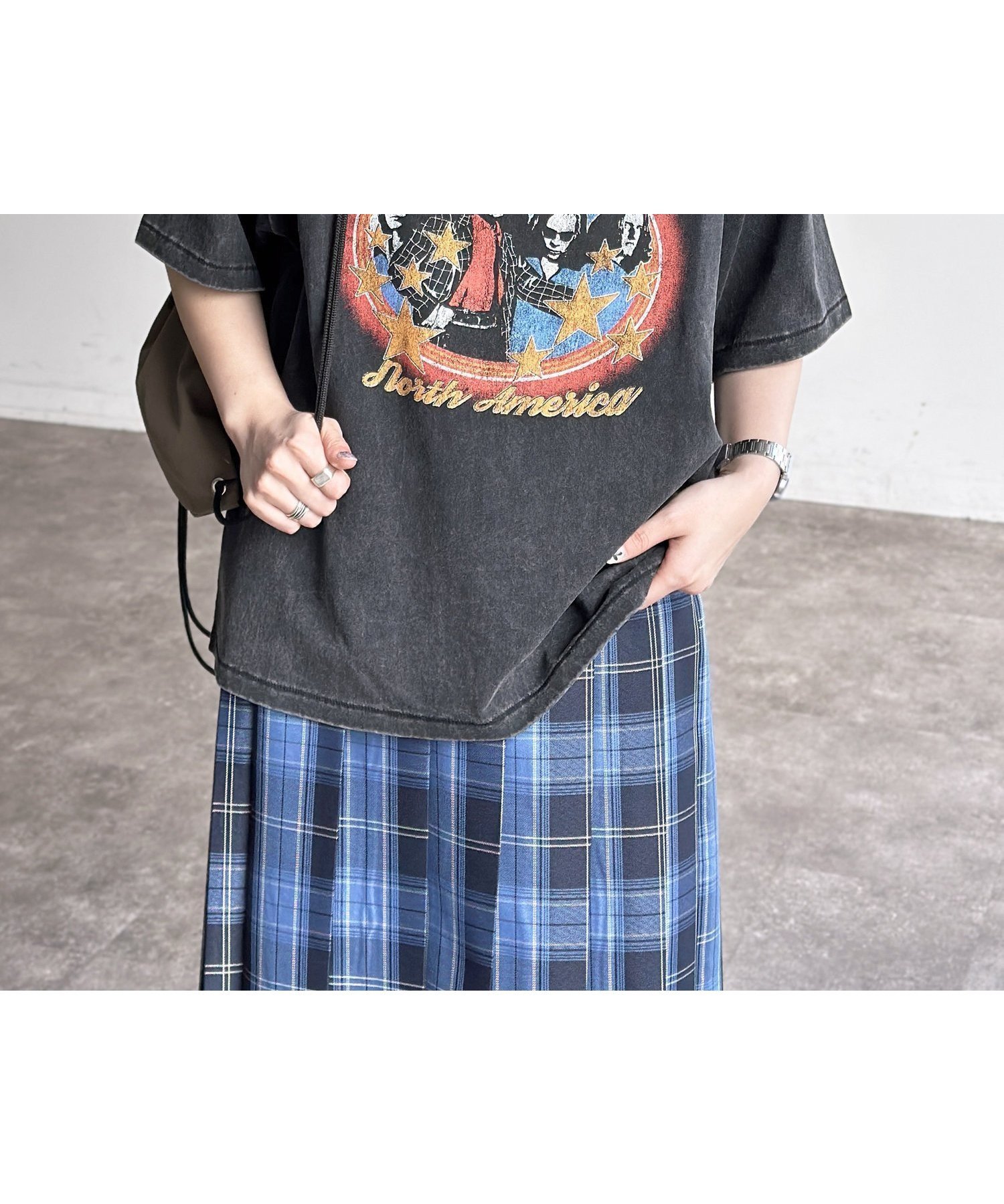 【シーピーシーエム/CPCM】のパウダー加工ヴィンテージライクT インテリア・キッズ・メンズ・レディースファッション・服の通販 founy(ファニー) 　ファッション　Fashion　レディースファッション　WOMEN　おすすめ　Recommend　デニム　Denim　パウダー　Powder　リアル　Real　ワイド　Wide　ヴィンテージ　Vintage　ブラックその他2|ID: prp329100004568374 ipo3291000000032317732
