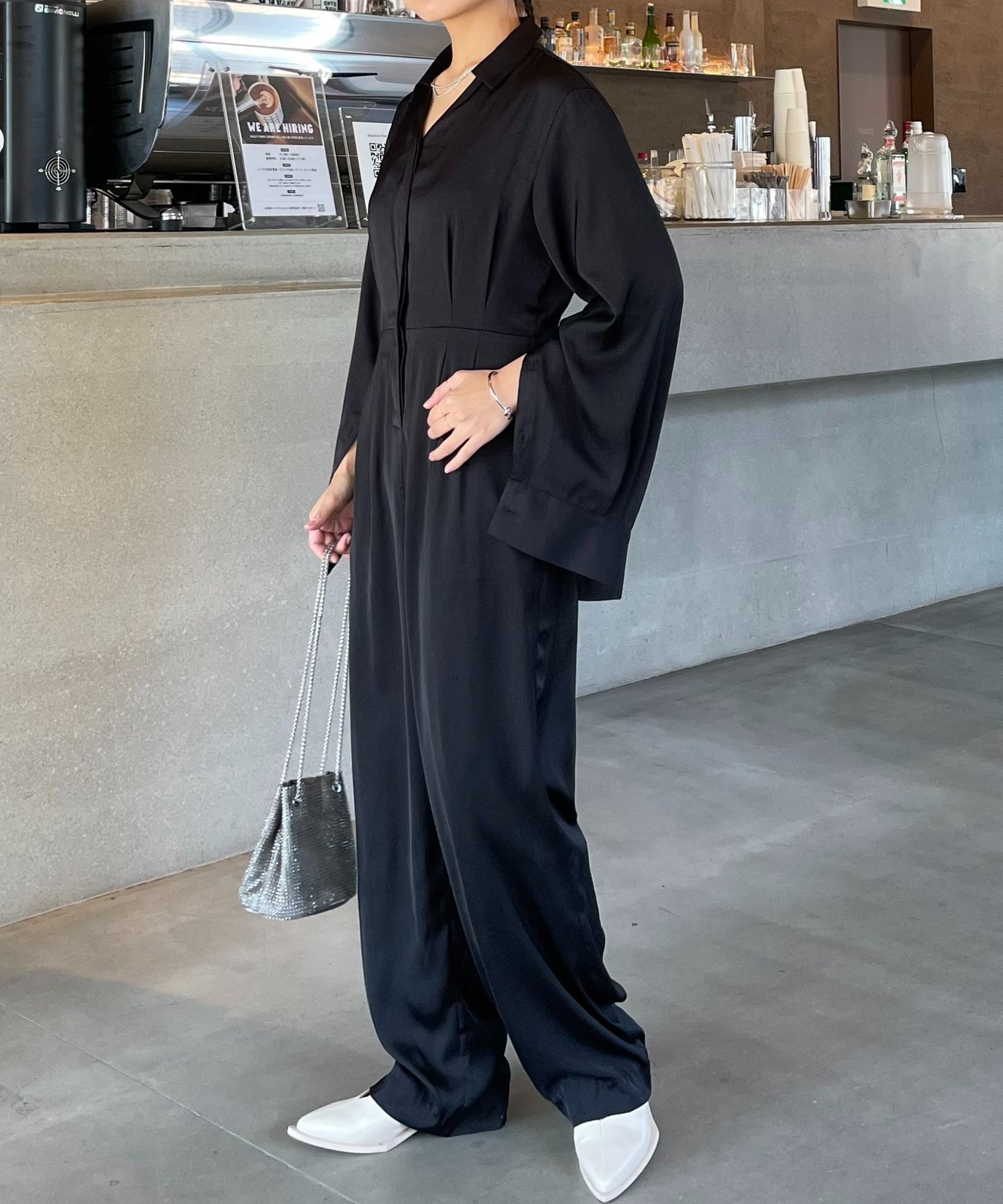 【コロニートゥーワンスリーナイン/COLONY 2139】の【オケージョン】袖スリットオールインワン 人気、トレンドファッション・服の通販 founy(ファニー) 　ファッション　Fashion　レディースファッション　WOMEN　トップス・カットソー　Tops/Tshirt　ワンピース　Dress　オールインワン ワンピース　All In One Dress　アクセサリー　Accessories　オケージョン　Occasion　サテン　Satin　シンプル　Simple　スキッパー　Skipper　ストレート　Straight　スリット　Slit　とろみ　Thickness　ドレープ　Drape　ベーシック　Basic　結婚式　Wedding Ceremony　 other-1|ID: prp329100004568377 ipo3291000000032317753