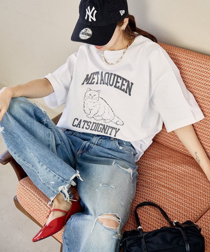 【フリークスストア/FREAK'S STORE】のフロッキー キャット アニマルプリントTシャツ 限定展開 25SS インテリア・キッズ・メンズ・レディースファッション・服の通販 founy(ファニー) https://founy.com/ ファッション Fashion レディースファッション Ladies' Fashion Online トップス・カットソー Tops/Tshirt シャツ/ブラウス Shirts/Blouses ロング / Tシャツ T-Shirts インナー Inner デニム Denim トレンド Trend 猫 Cat フェルト Felt プリント Print モチーフ Motif ルーズ Loose S/S・春夏 Ss・Spring/Summer おすすめ Recommend 夏 Summer 2025年 2025 2025春夏・S/S Ss,Spring/Summer,2025 |ID: prp329100004568434 ipo3291000000032672905