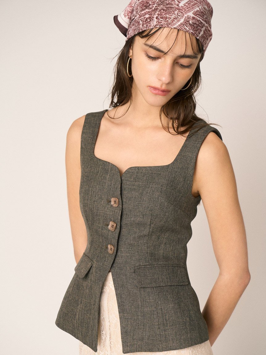 【スナイデル/SNIDEL】のジレトップス インテリア・キッズ・メンズ・レディースファッション・服の通販 founy(ファニー) 　ファッション　Fashion　レディースファッション　WOMEN　アウター　Coat Outerwear　トップス・カットソー　Tops/Tshirt　ベスト/ジレ　Gilets/Vests　ウェーブ　Wave　ストレート　Straight　トレンド　Trend　フロント　Front　リュクス　Luxe　BRW[058]|ID: prp329100004568551 ipo3291000000032474079