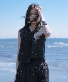 【アーバンリサーチ/URBAN RESEARCH】のnew basic オーガンジードットピンタックベスト 人気、トレンドファッション・服の通販 founy(ファニー) ファッション Fashion レディースファッション Fashion for Women アウター Coat / Outerwear Collection トップス・カットソー Cut & Sew Tops ベスト&ジレ / 重ね着スタイル Vests & Gilets インド Indian Textile オーガンジー Organza Fabric クロップド Cropped, Short Length セットアップ Set-Up, Coordinated Outfit ドット Polka Dot, Dot Pattern ノースリーブ Sleeveless, No-Sleeve ベスト Vest, Waistcoat ベーシック Basic, Essential S/S・春夏 SS, Spring/Summer, Warm Season おすすめ Recommended / Our Picks 夏 Summer 2025年 2025 2025春夏・S/S Spring/Summer 2025 SS25 |ID:prp329100004568615