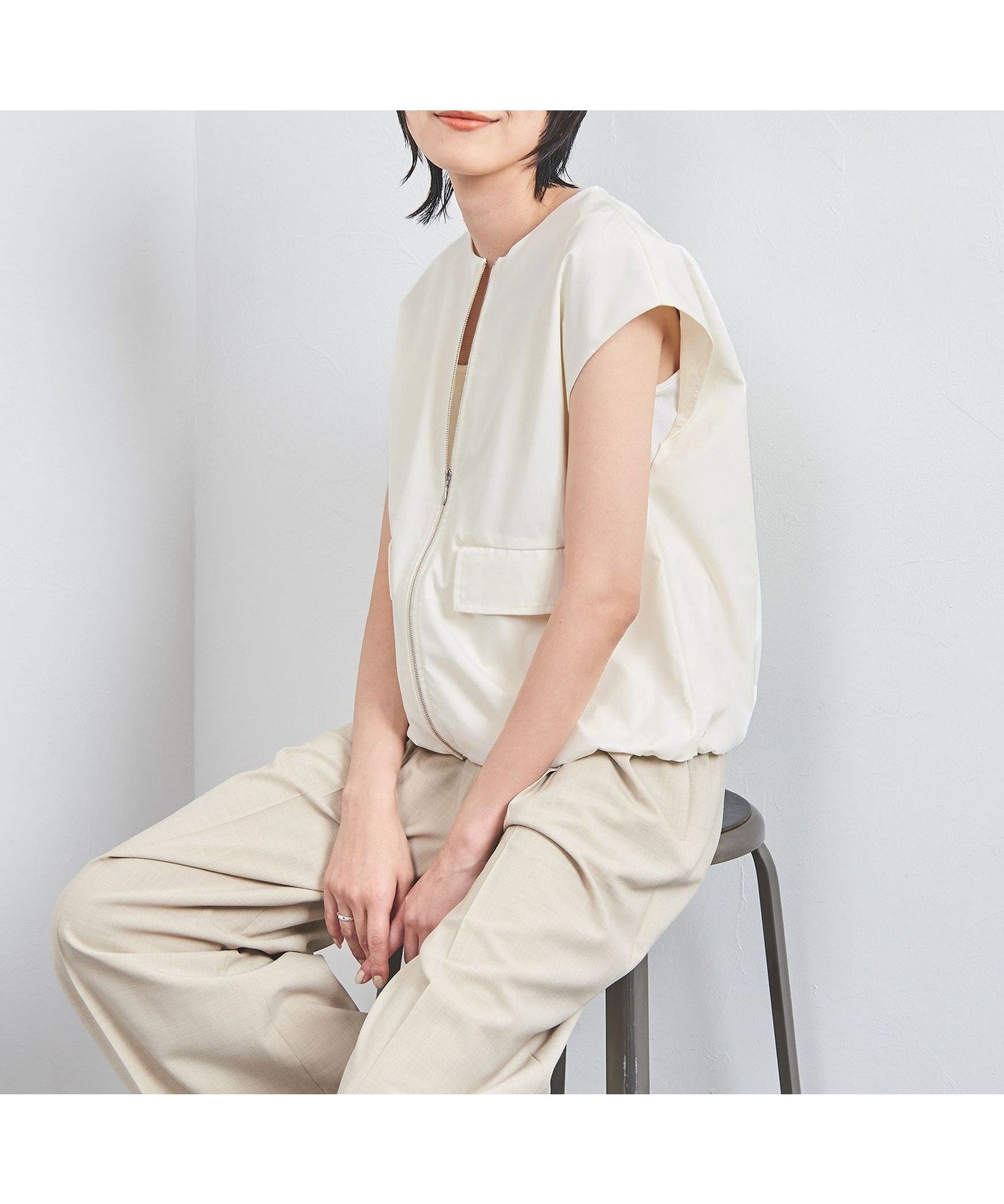 【その他のブランド/Other】のタスラン タイプライター ベスト インテリア・キッズ・メンズ・レディースファッション・服の通販 founy(ファニー) 　ファッション　Fashion　レディースファッション　WOMEN　アウター　Coat Outerwear　トップス・カットソー　Tops/Tshirt　ベスト/ジレ　Gilets/Vests　おすすめ　Recommend　インナー　Inner　ギャザー　Gather　ショルダー　Shoulder　スポーティ　Sporty　タイプライター　Typewriter　ドロップ　Drop　ドローコード　Draw Cord　ノースリーブ　No Sleeve　バランス　Balance　フラップ　Flap　フロント　Front　ベスト　Vest　ポケット　Pocket　エレガント 上品　Elegant　OFF WHITE|ID: prp329100004568659 ipo3291000000032321392