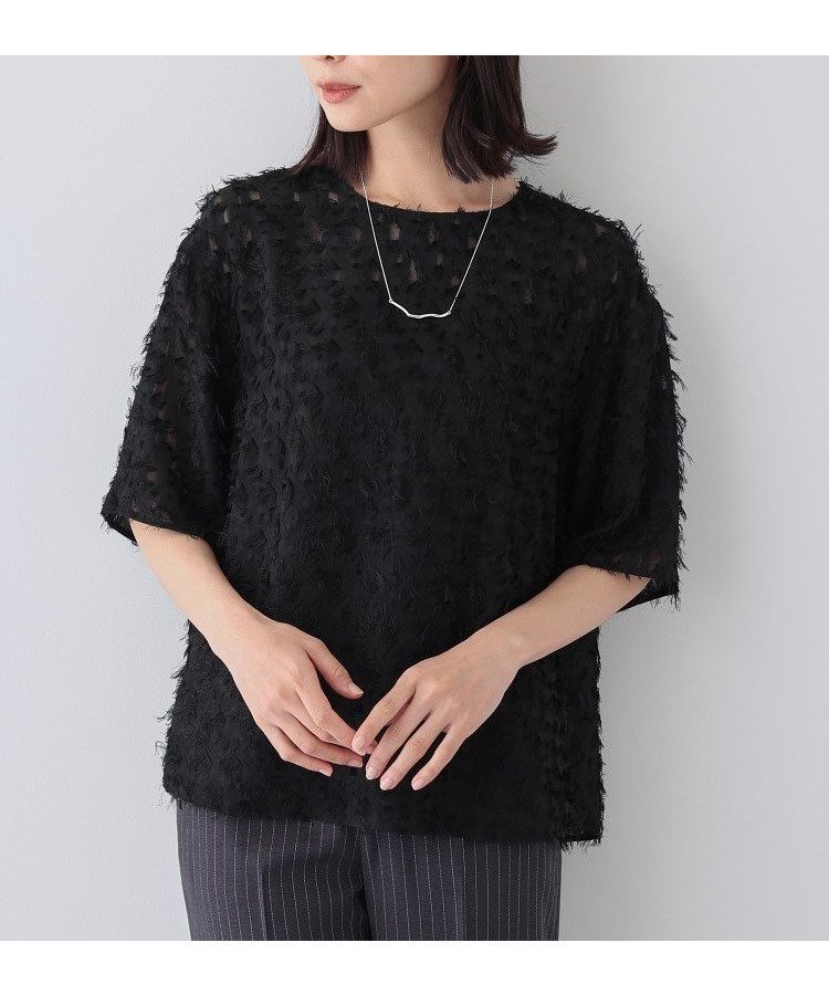 【インディヴィ/INDIVI】の春SALE!【トレンド/ヘアリー】フリンジカットジャカードTブラウス インテリア・キッズ・メンズ・レディースファッション・服の通販 founy(ファニー) 　ファッション　Fashion　レディースファッション　WOMEN　トップス・カットソー　Tops/Tshirt　シャツ/ブラウス　Shirts/Blouses　おすすめ　Recommend　ジャカード　Jacquard　スリット　Slit　デニム　Denim　トレンド　Trend　ワイド　Wide　半袖　Short Sleeve　夏　Summer　春　Spring　ビジネス 仕事 通勤　Business　ブラック|ID: prp329100004568993 ipo3291000000032324623